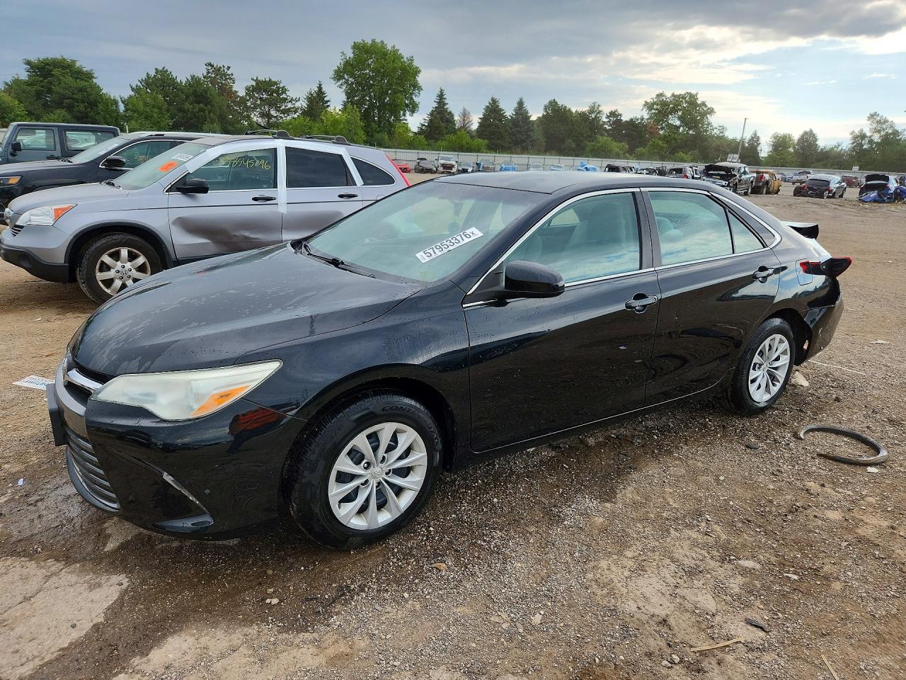 2016 Toyota Camry Le Black vin: 4T4BF1FK3GR521014