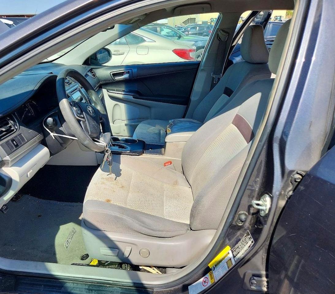 2012 Toyota Camry Le Gray vin: 4T4BF1FK4CR161360
