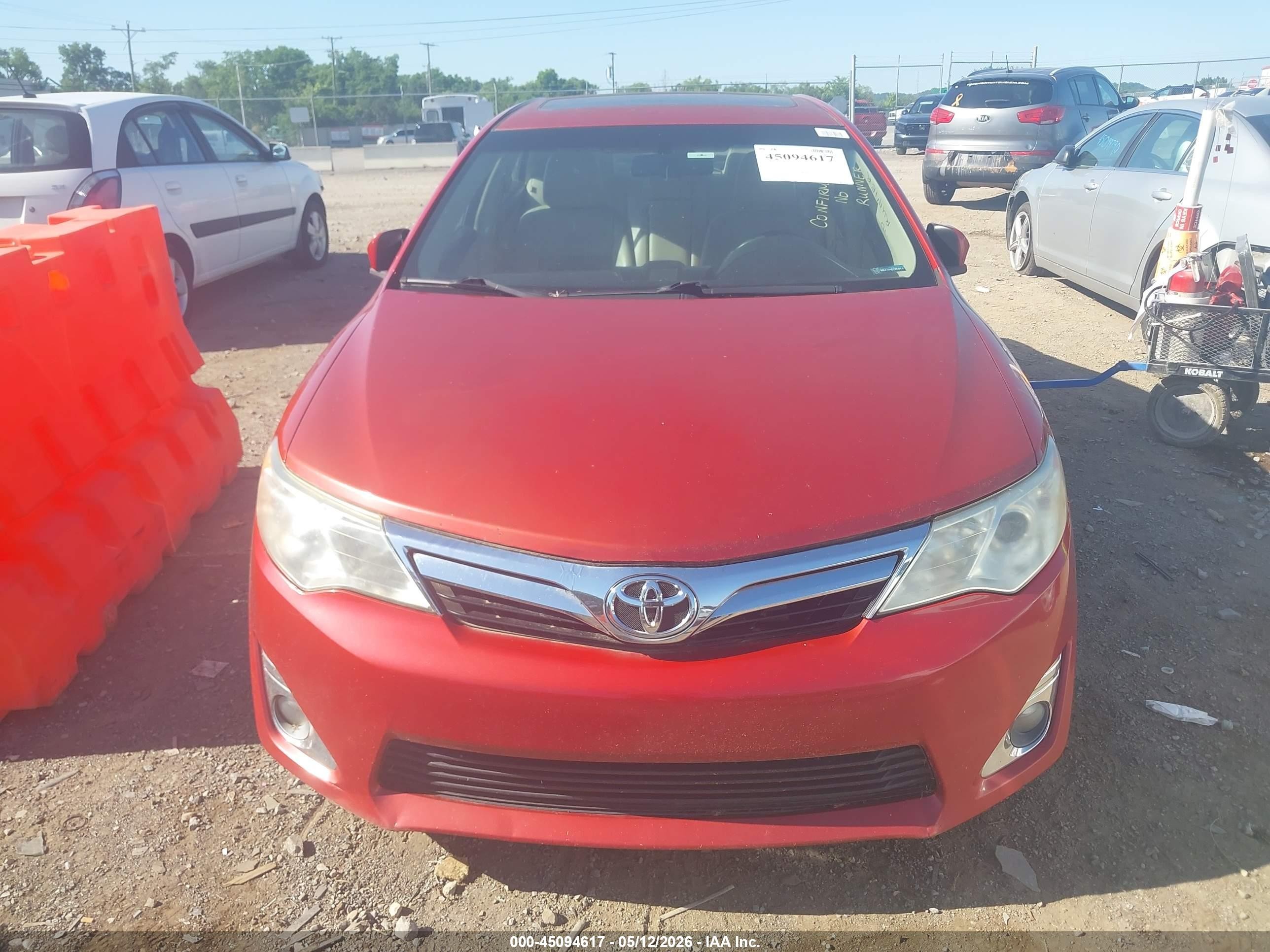 2012 Toyota Camry Xle Red vin: 4T4BF1FK4CR187697