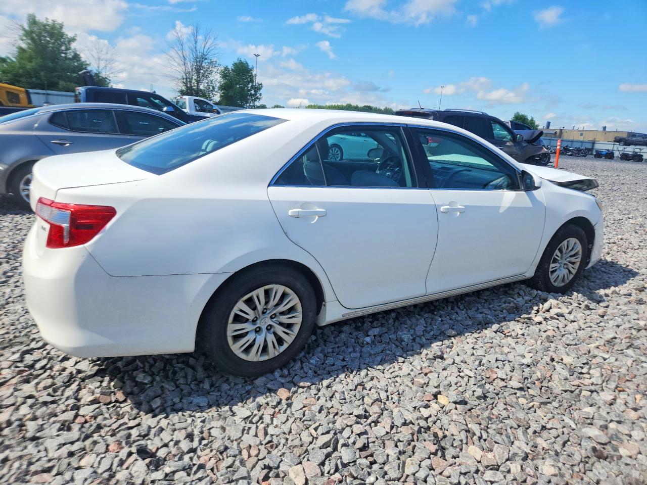 2012 Toyota Camry Le White vin: 4T4BF1FK4CR188994