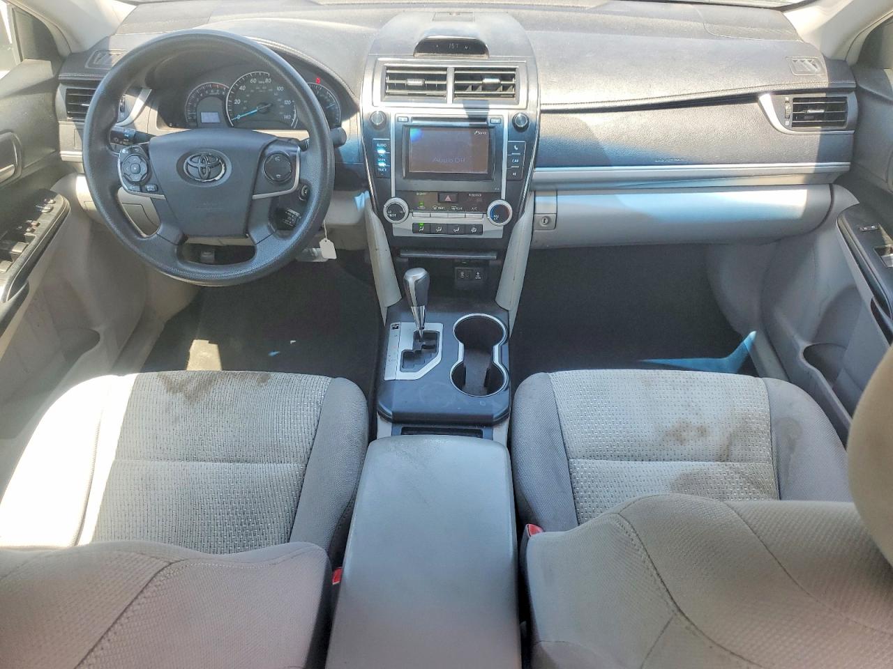 2012 Toyota Camry Le Белый vin: 4T4BF1FK4CR189529