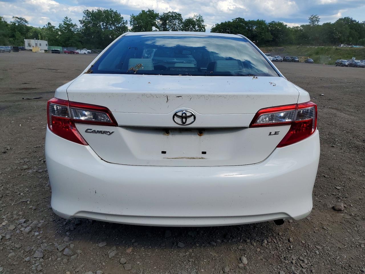 2012 Toyota Camry Le White vin: 4T4BF1FK4CR203767