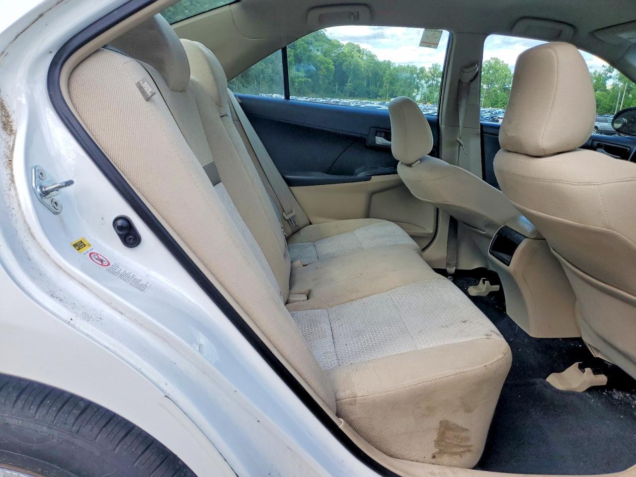 2012 Toyota Camry Le White vin: 4T4BF1FK4CR203767