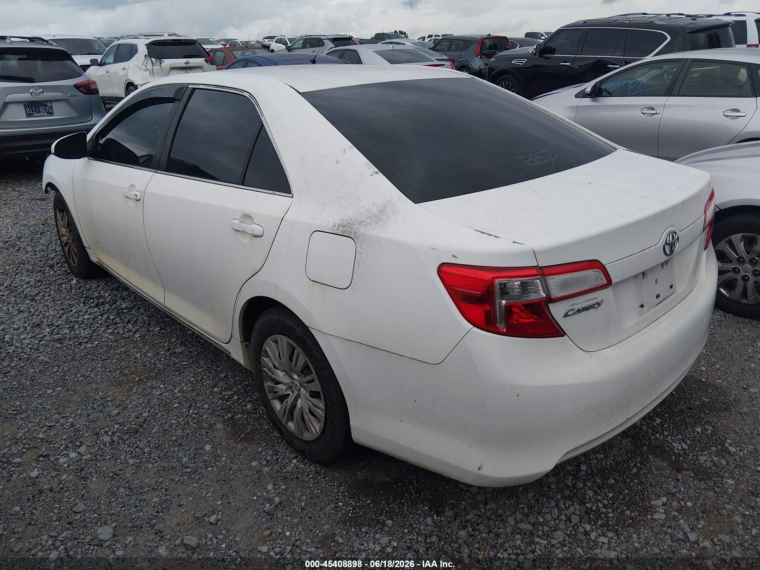 2012 Toyota Camry Le White vin: 4T4BF1FK4CR209116