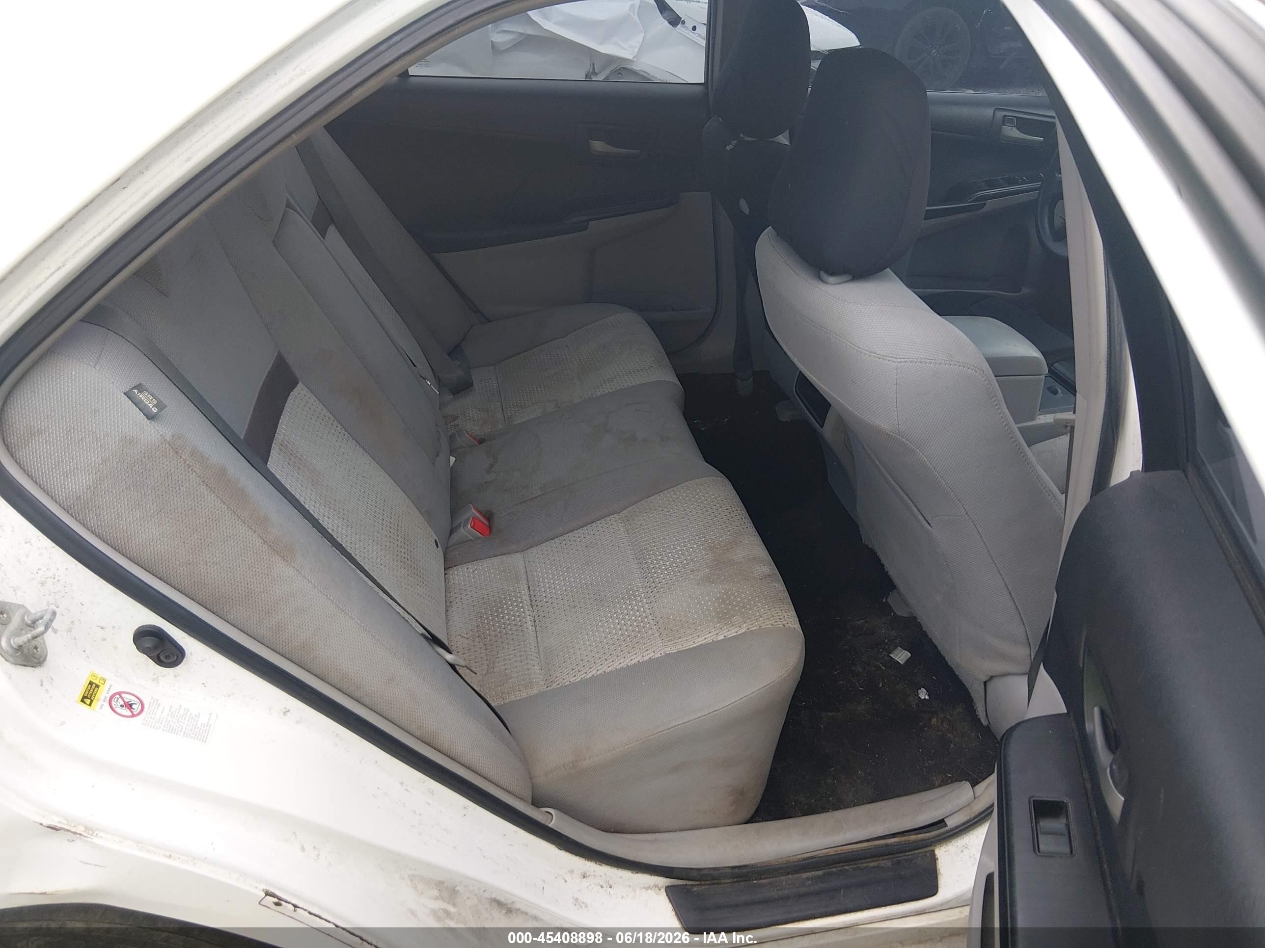 2012 Toyota Camry Le White vin: 4T4BF1FK4CR209116