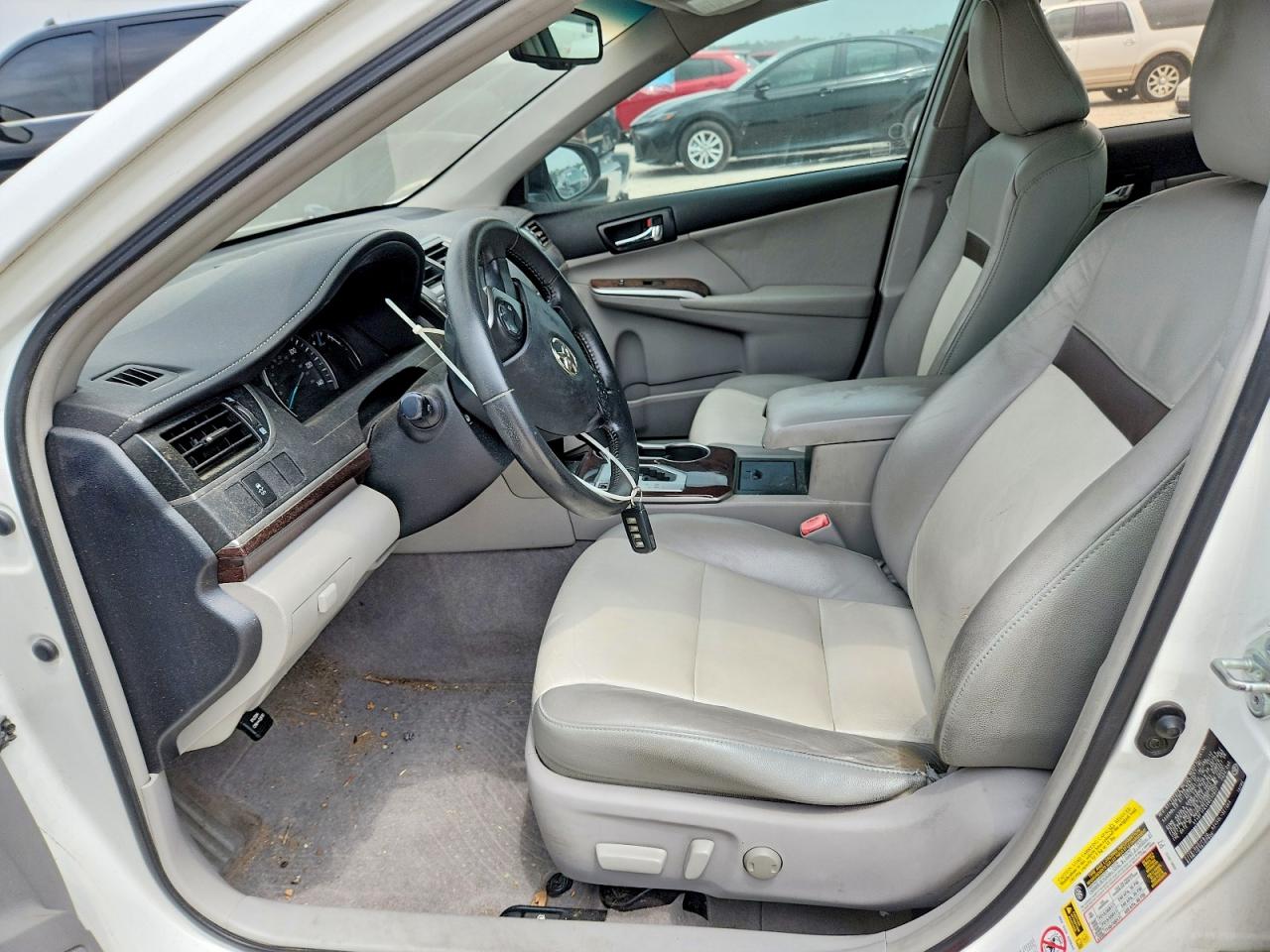 2012 Toyota Camry Xle White vin: 4T4BF1FK4CR217877