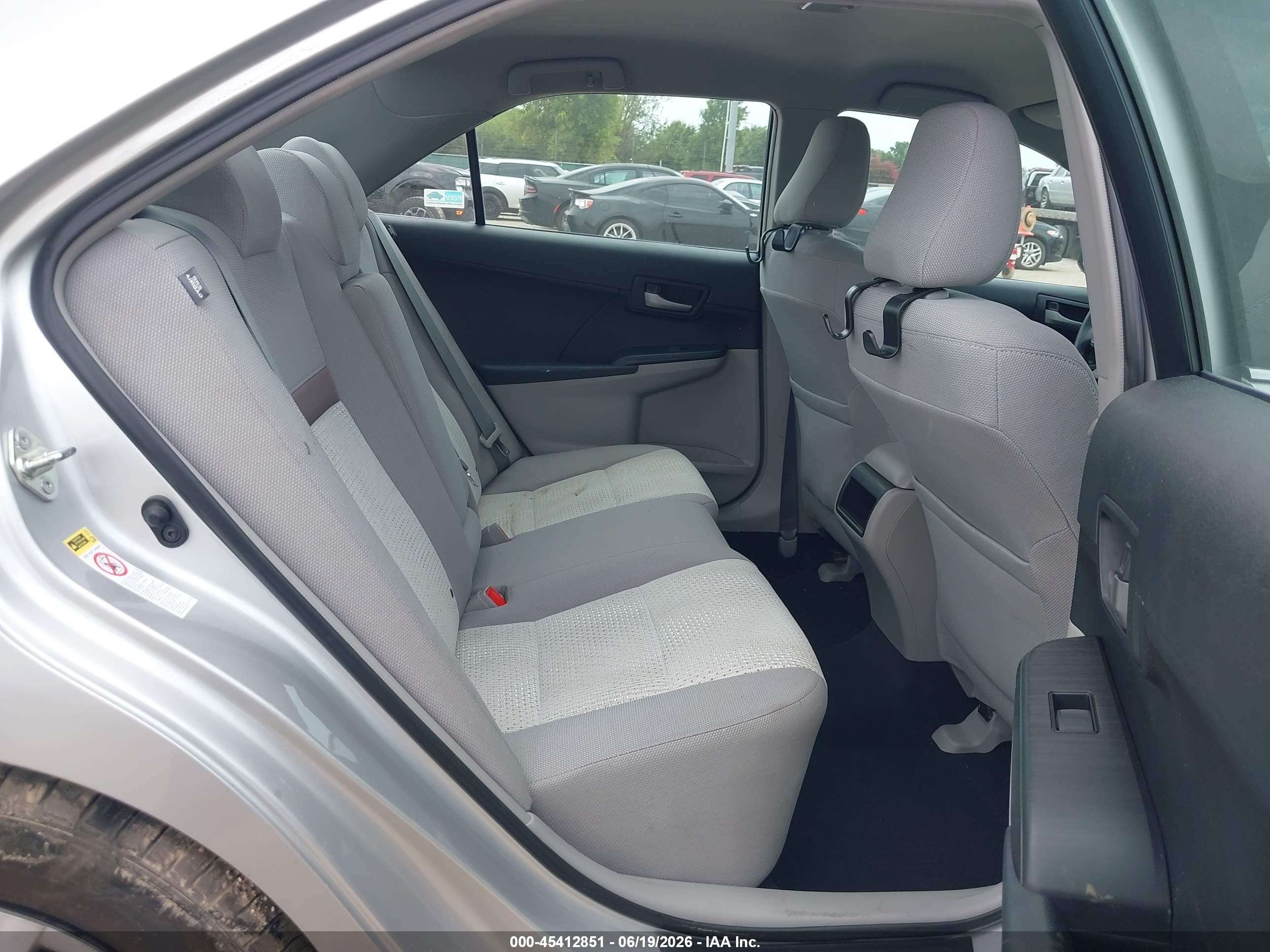 2012 Toyota Camry Le Silver vin: 4T4BF1FK4CR223680