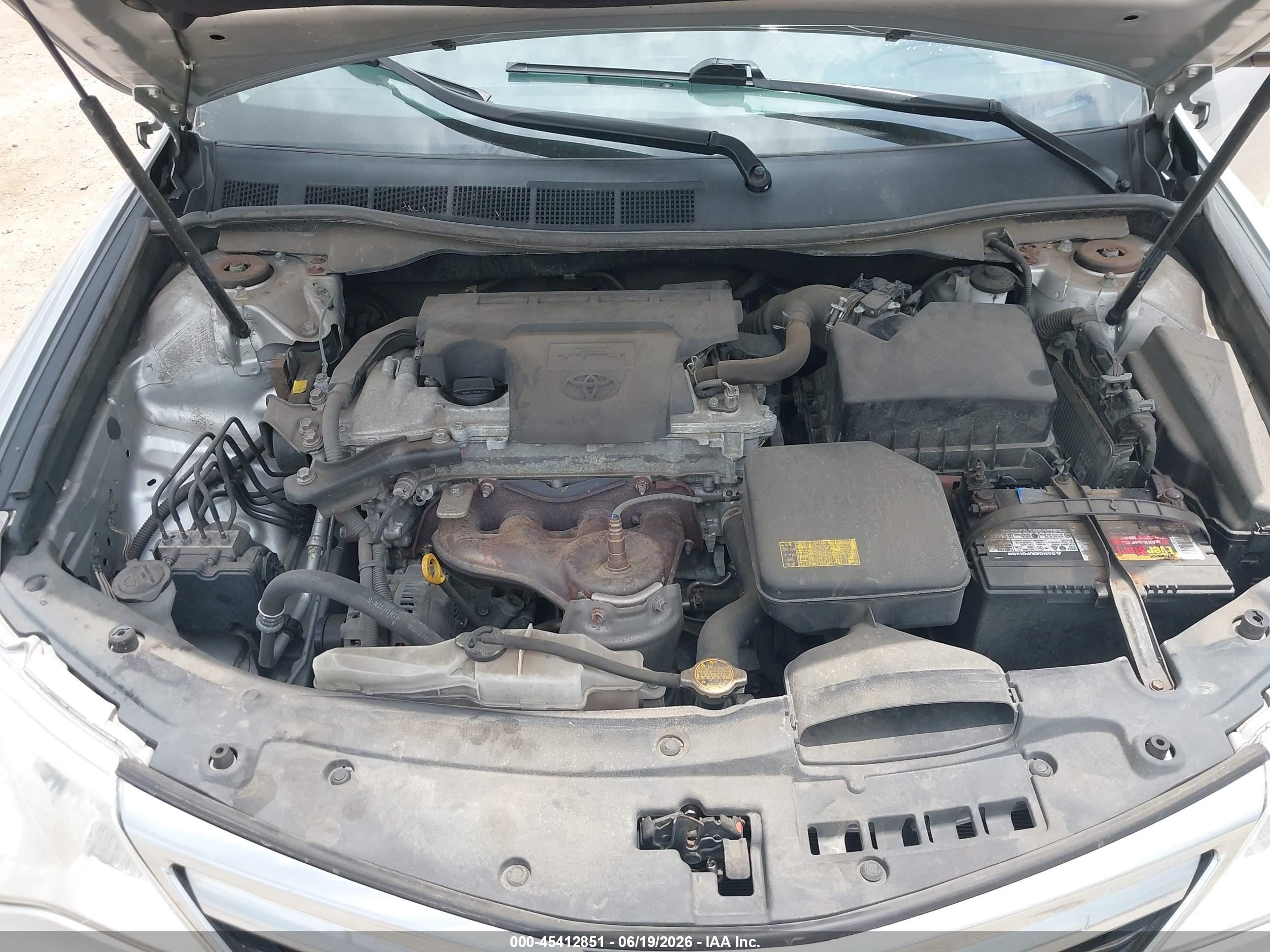 2012 Toyota Camry Le Silver vin: 4T4BF1FK4CR223680