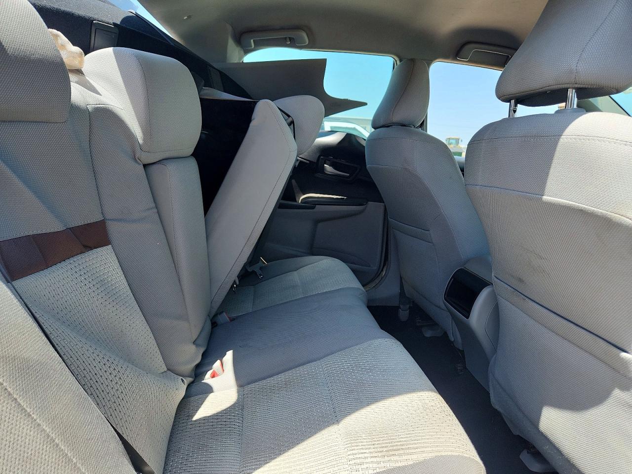 2012 Toyota Camry Le Silver vin: 4T4BF1FK4CR236509