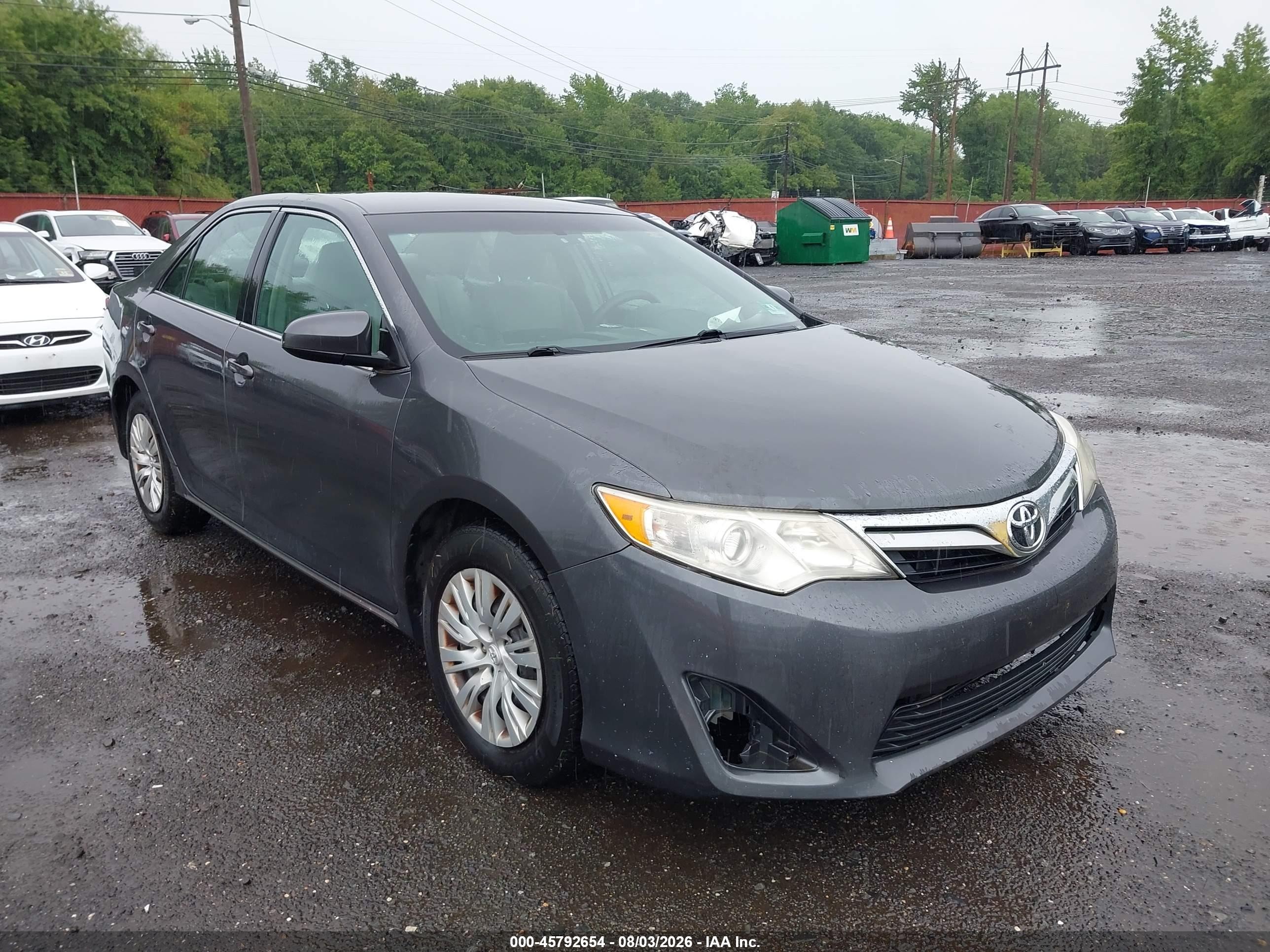 2012 Toyota Camry Le Gray vin: 4T4BF1FK4CR249017