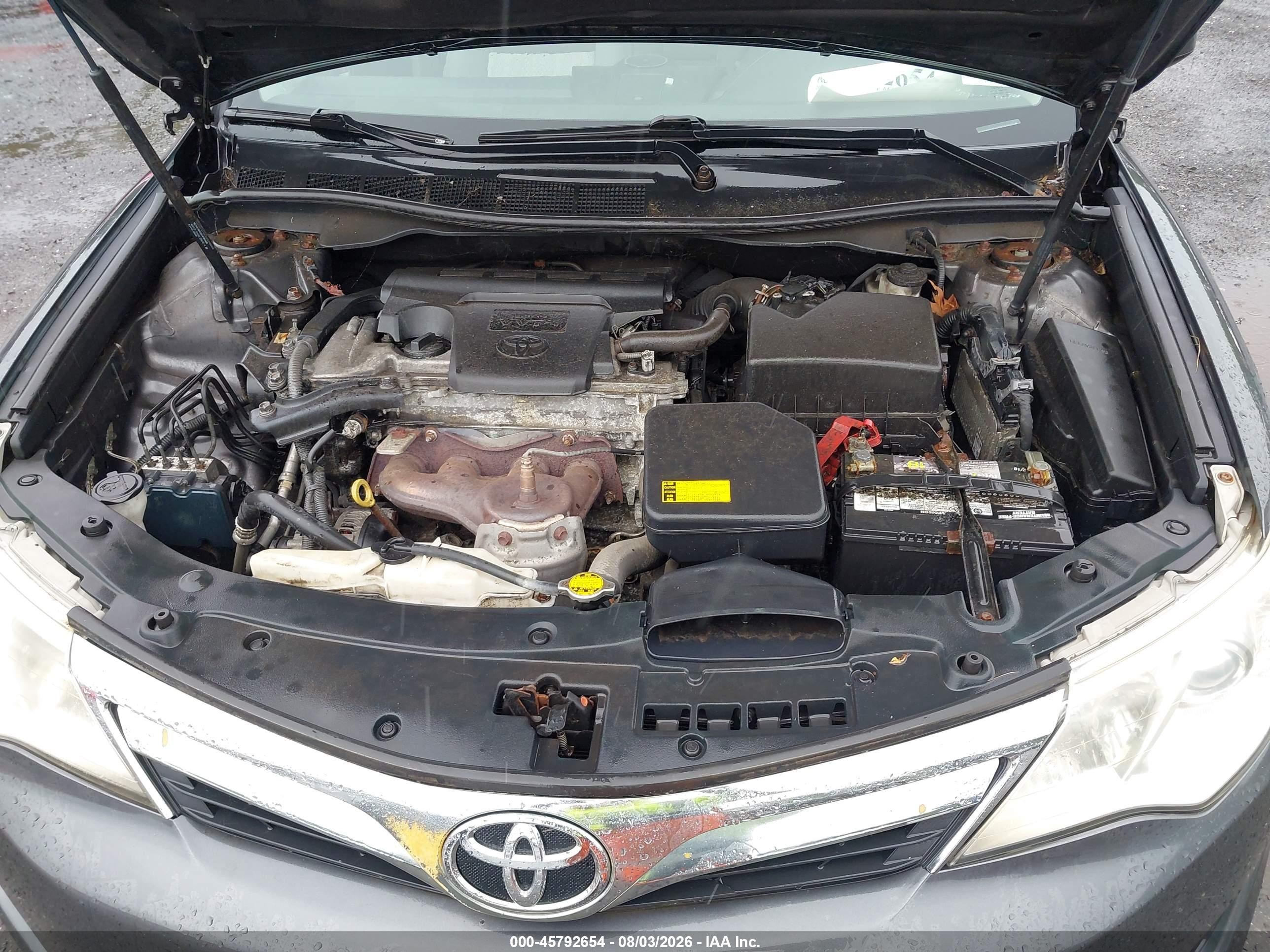 2012 Toyota Camry Le Gray vin: 4T4BF1FK4CR249017