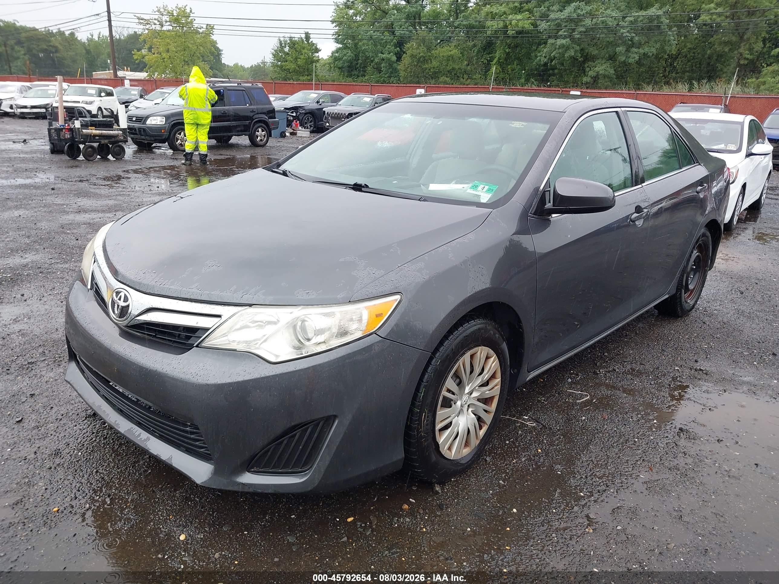 2012 Toyota Camry Le Gray vin: 4T4BF1FK4CR249017