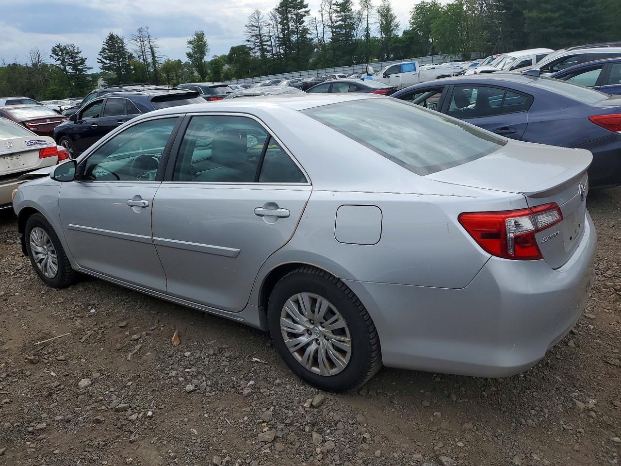 2012 Toyota Camry Le Серебряный vin: 4T4BF1FK4CR251561