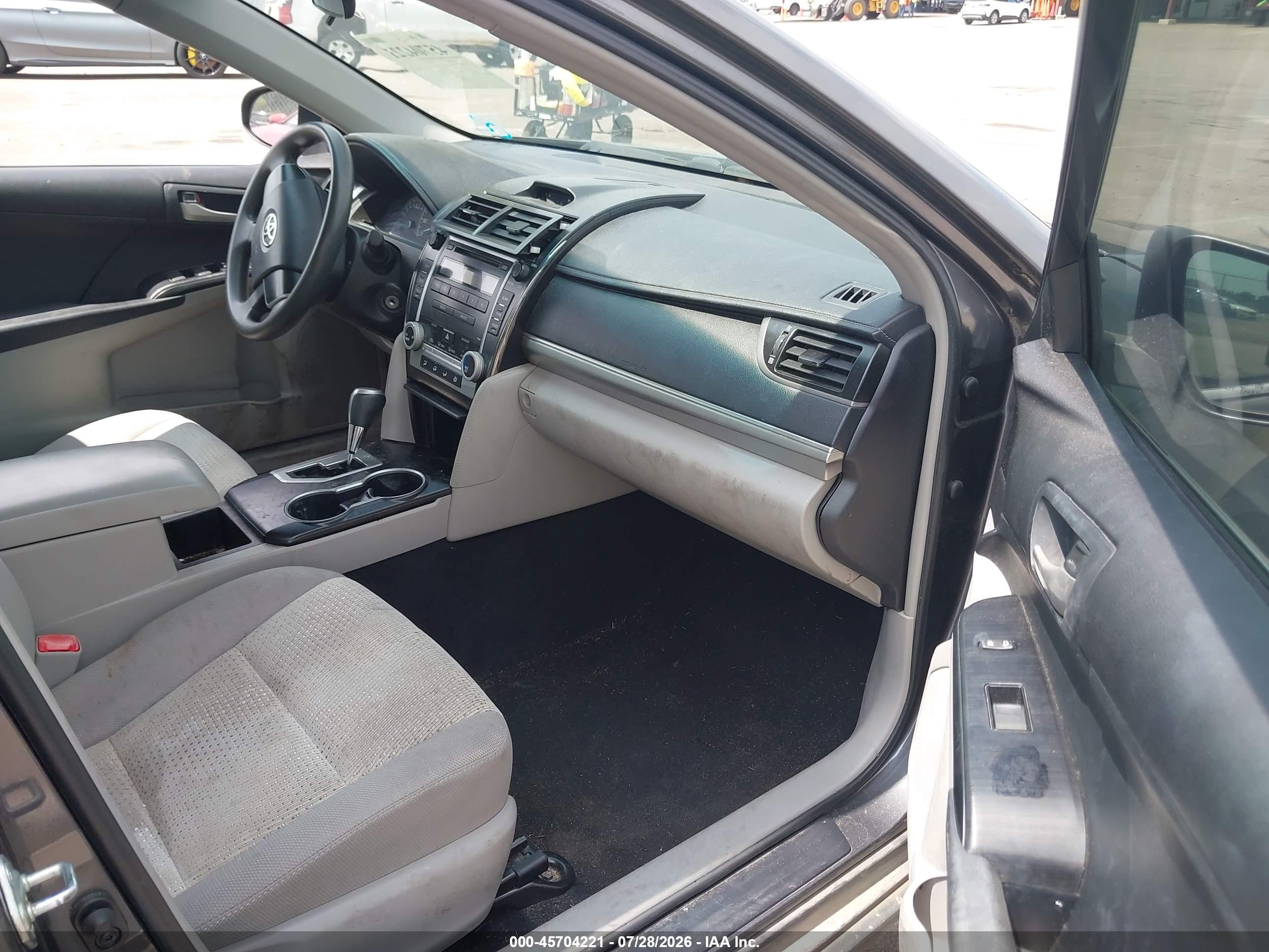 2012 Toyota Camry L Gray vin: 4T4BF1FK4CR256419