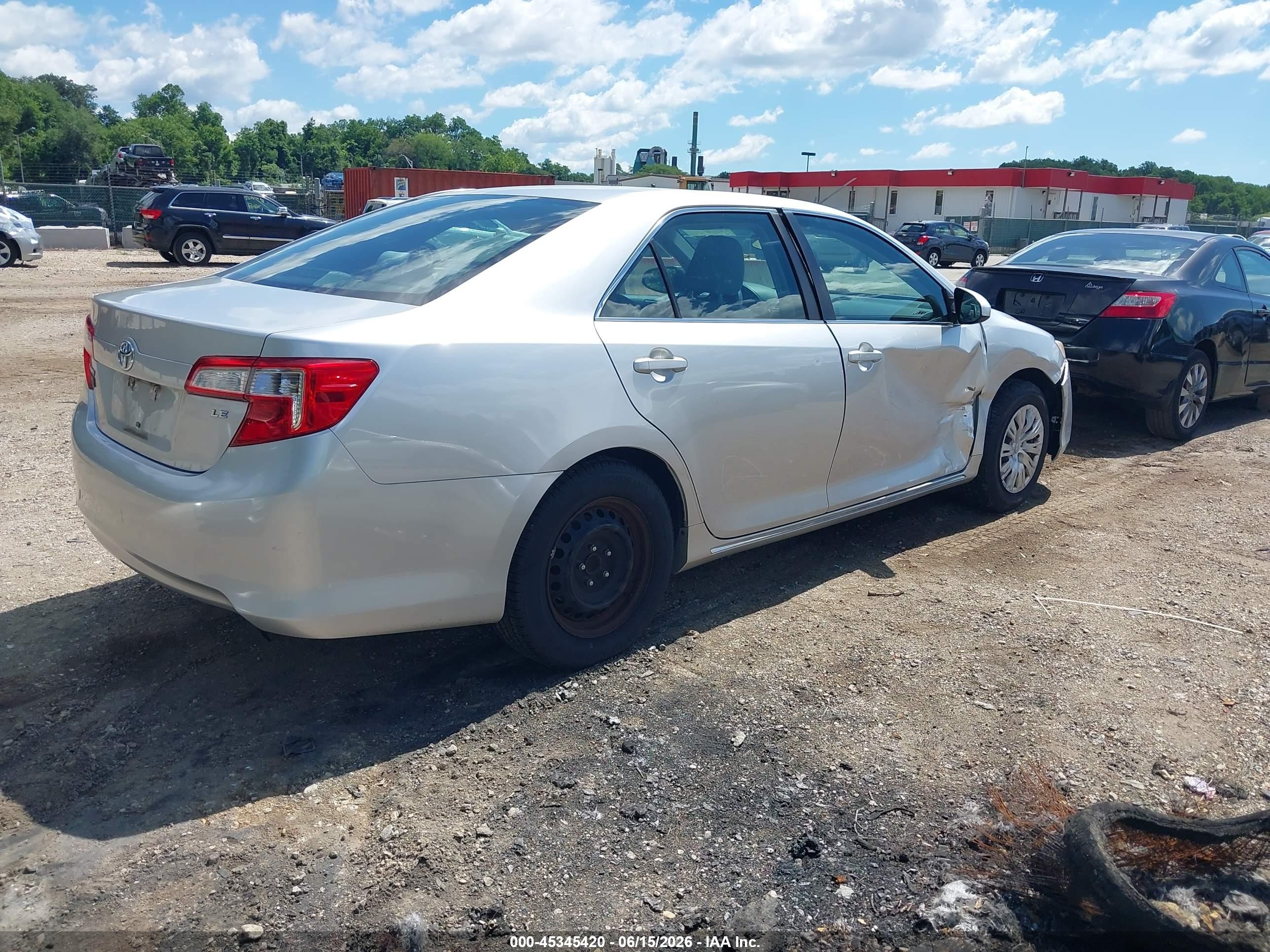 2012 Toyota Camry Le Silver vin: 4T4BF1FK4CR257201