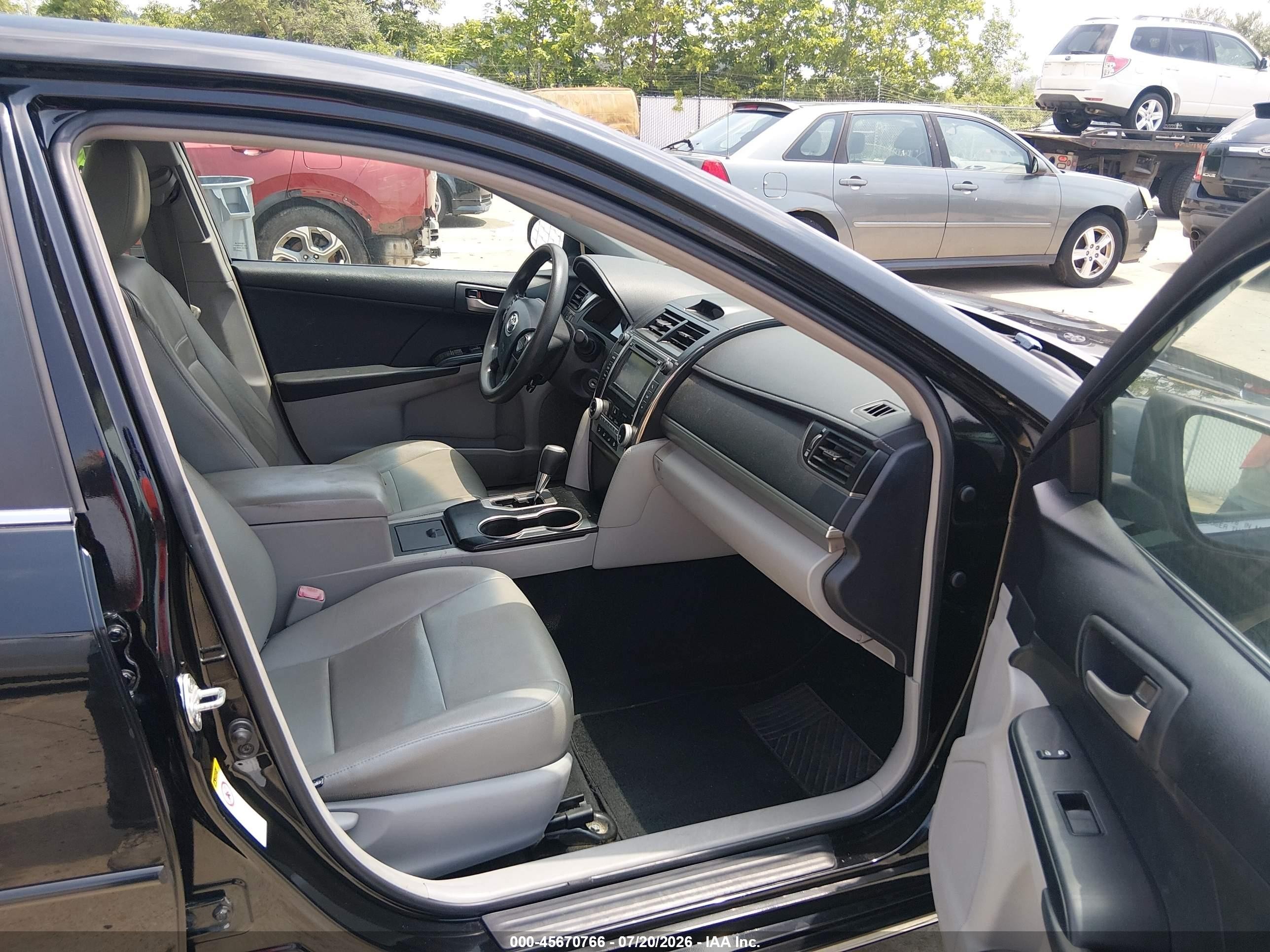 2012 Toyota Camry Le Black vin: 4T4BF1FK4CR265573