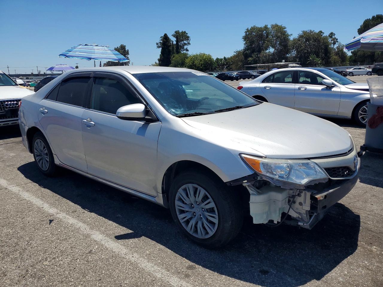 2012 Toyota Camry Le Silver vin: 4T4BF1FK4CR270143