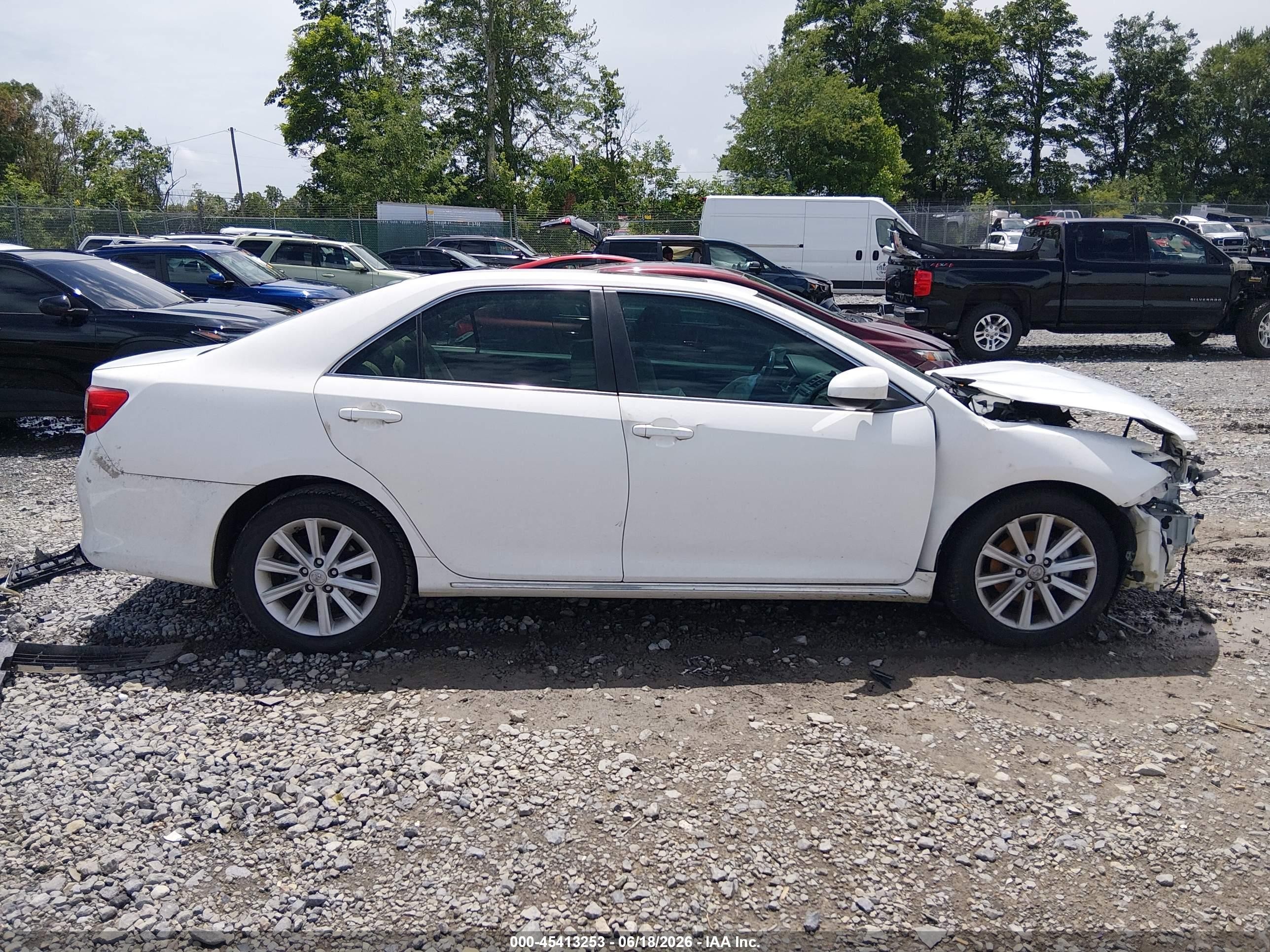 2013 Toyota Camry Xle White vin: 4T4BF1FK4DR276431