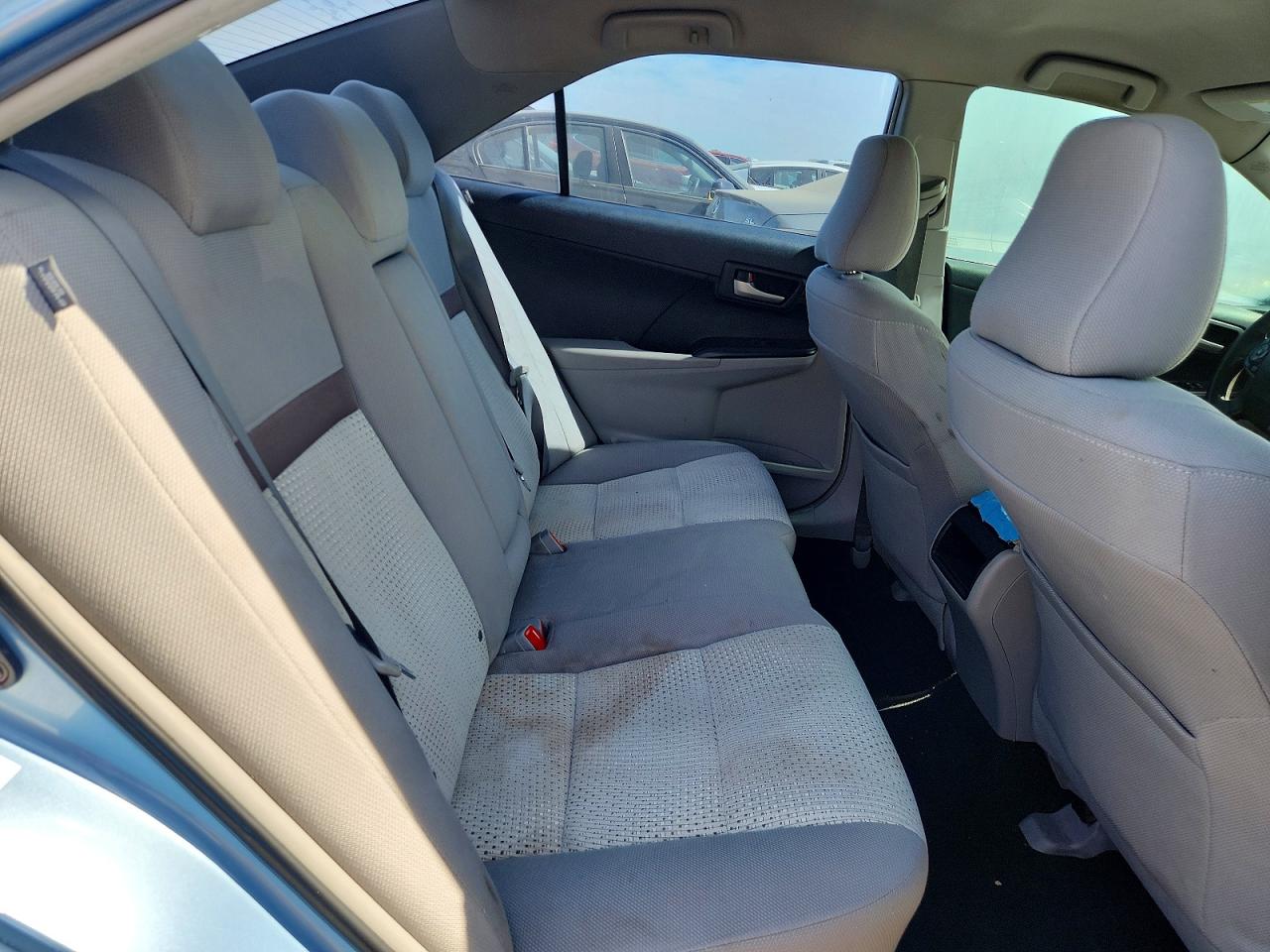 2013 Toyota Camry Le Blue vin: 4T4BF1FK4DR277921