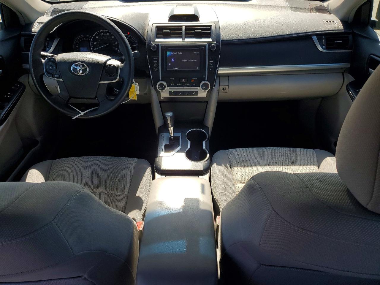 2013 Toyota Camry Le Gray vin: 4T4BF1FK4DR281192
