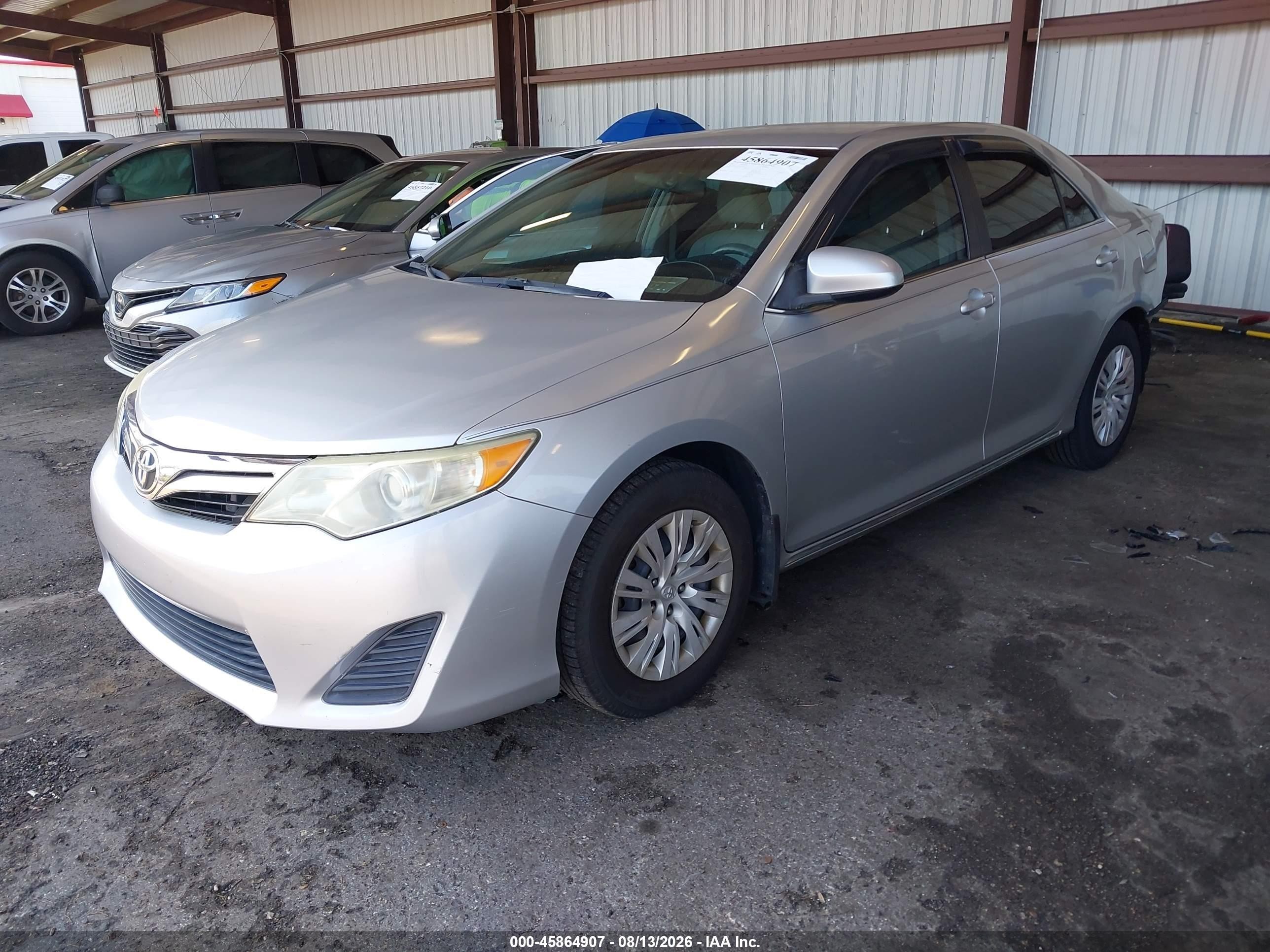 2013 Toyota Camry Le Silver vin: 4T4BF1FK4DR284643