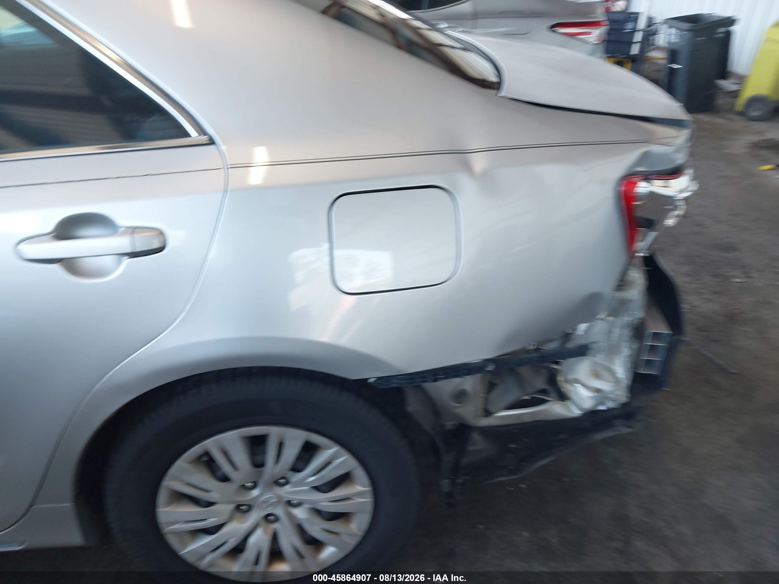 2013 Toyota Camry Le Silver vin: 4T4BF1FK4DR284643