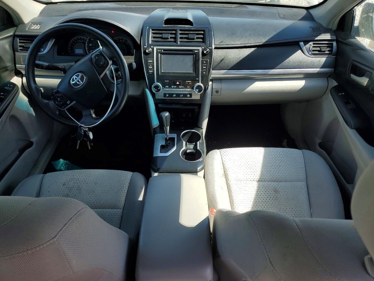 2013 Toyota Camry Le Gray vin: 4T4BF1FK4DR296646