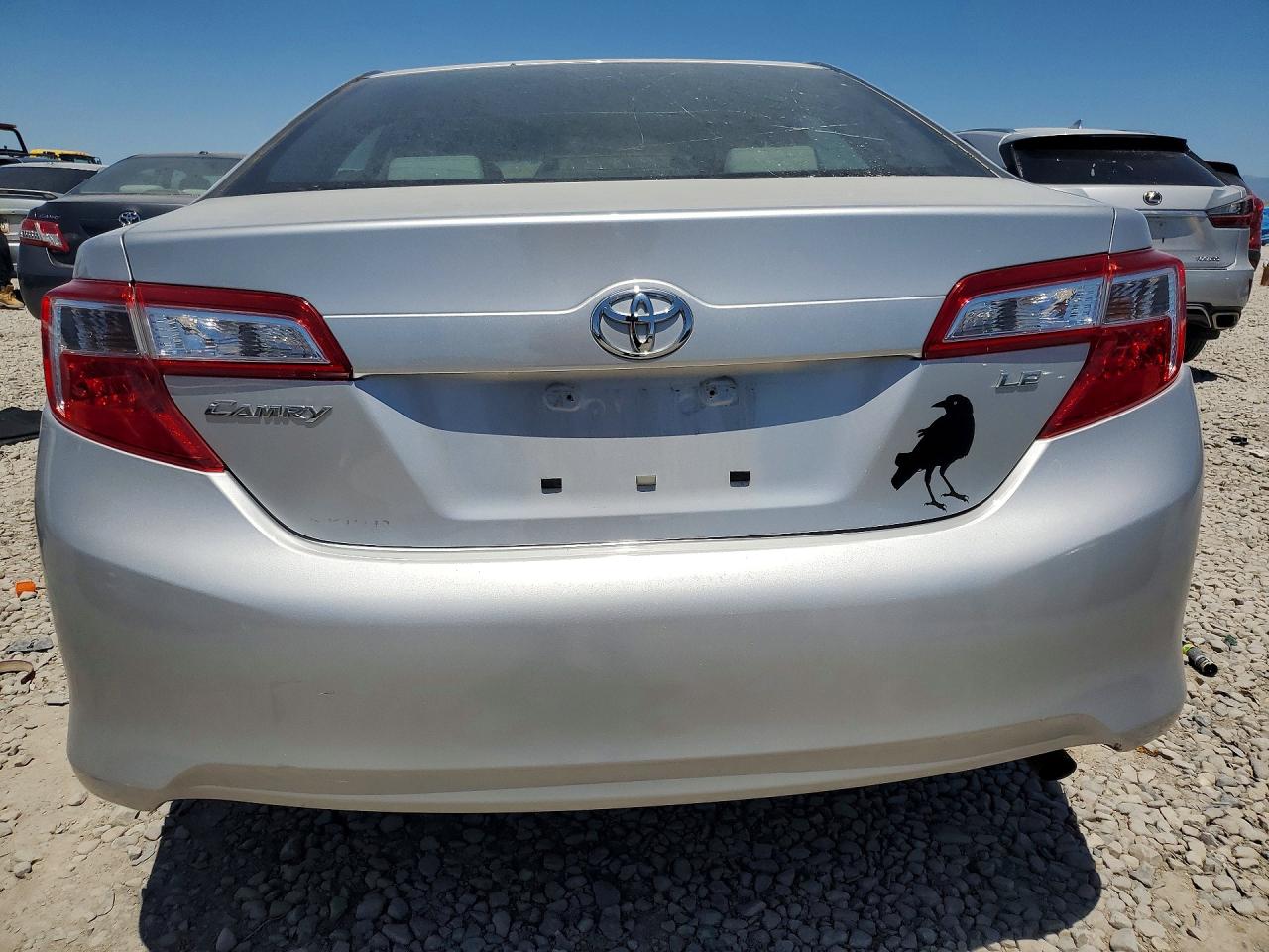 2013 Toyota Camry Le Silver vin: 4T4BF1FK4DR296680