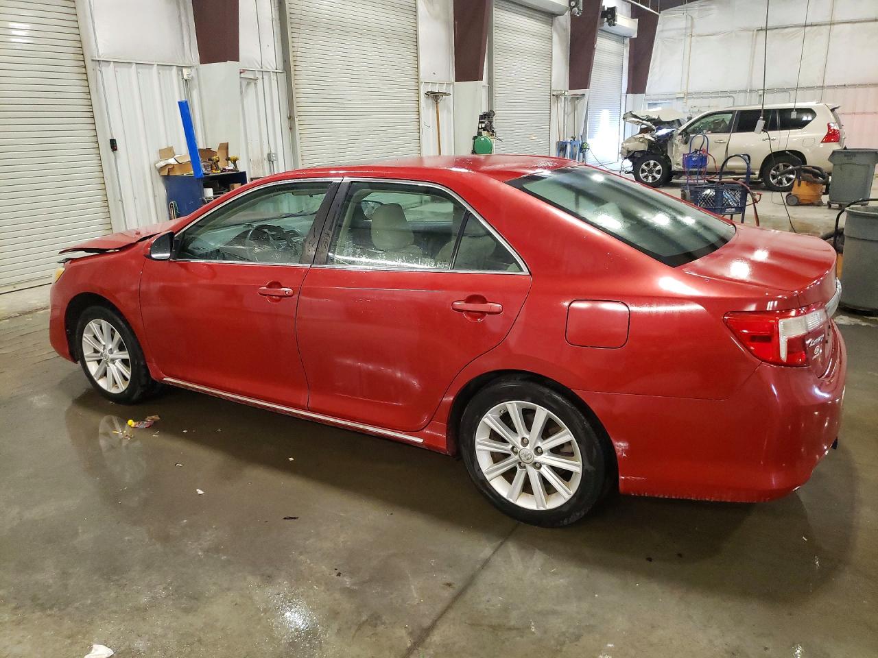2013 Toyota Camry Xle Red vin: 4T4BF1FK4DR316667