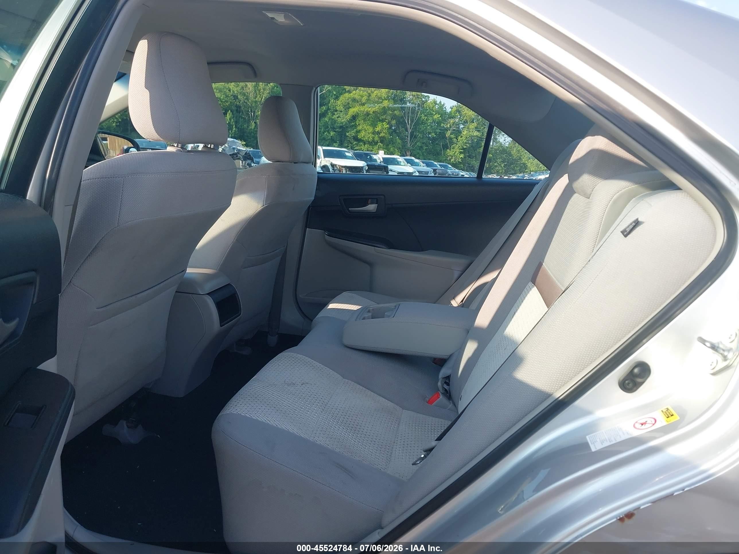 2013 Toyota Camry Le Silver vin: 4T4BF1FK4DR326275