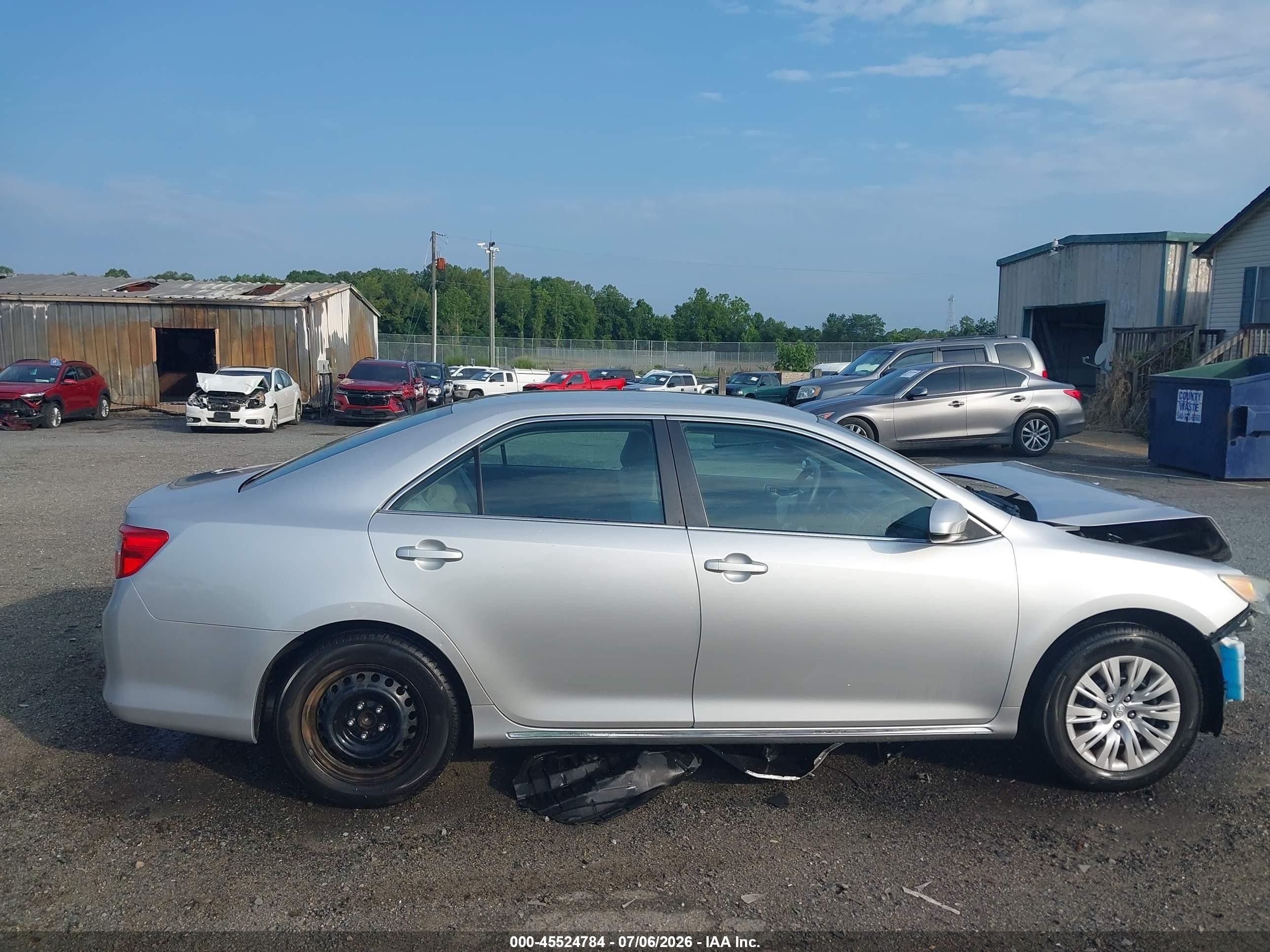 2013 Toyota Camry Le Silver vin: 4T4BF1FK4DR326275