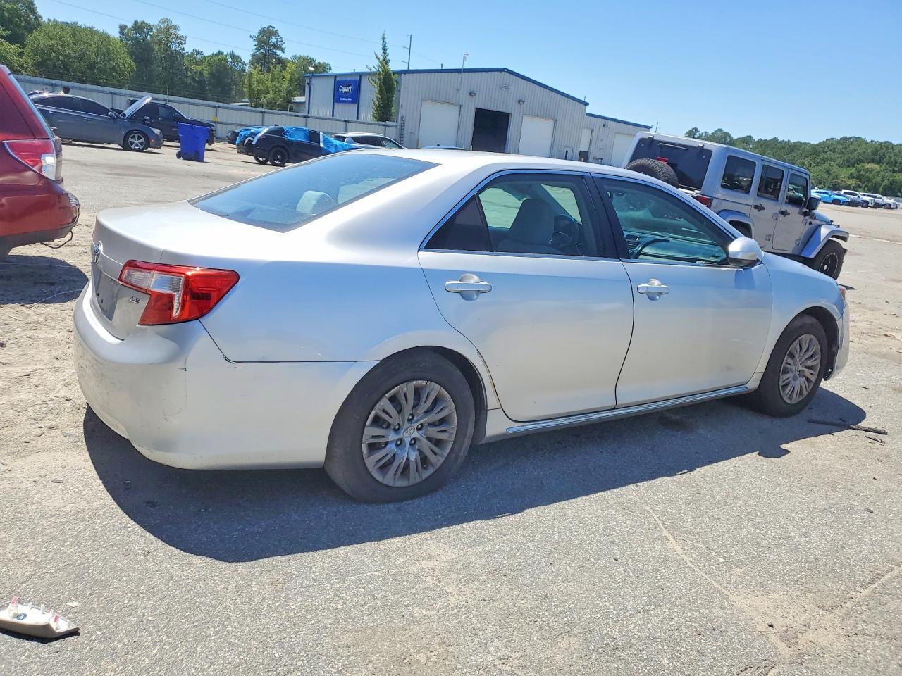 2013 Toyota Camry Le Silver vin: 4T4BF1FK4DR332206