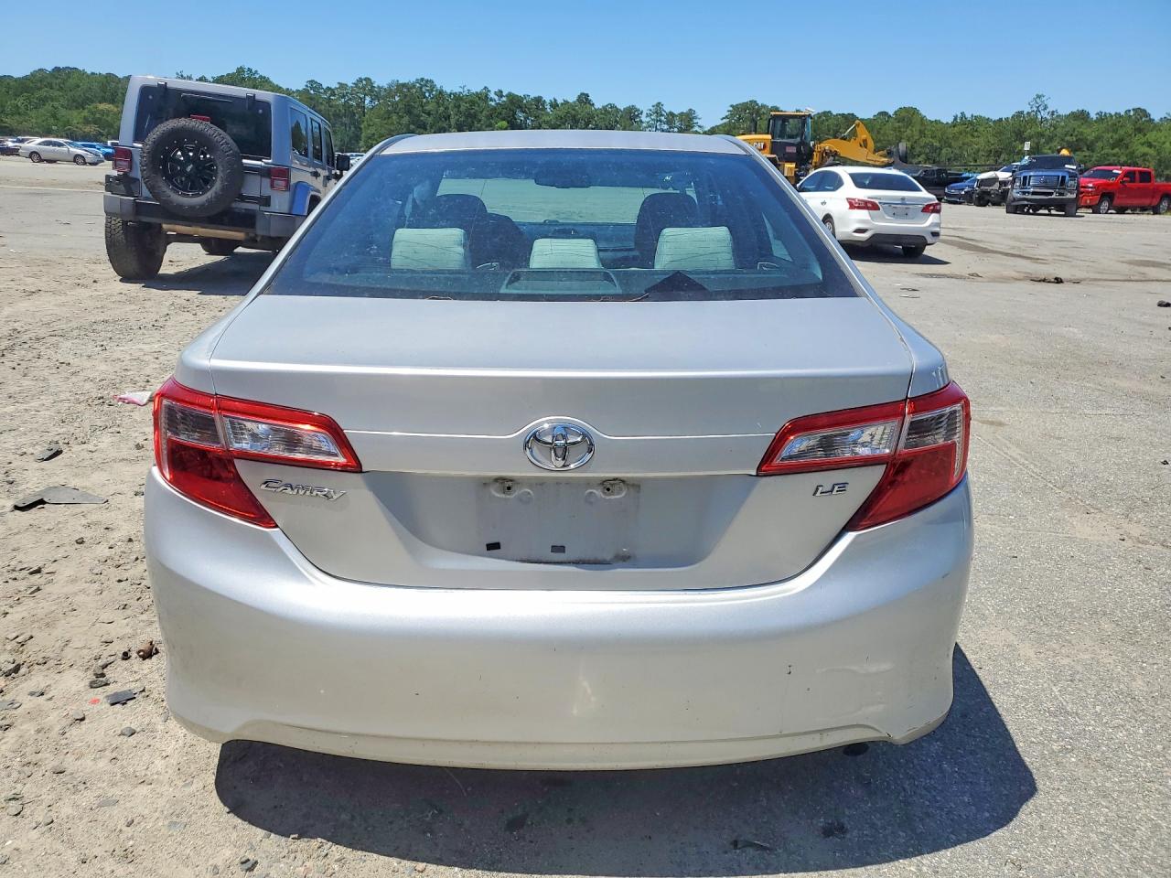 2013 Toyota Camry Le Silver vin: 4T4BF1FK4DR332206