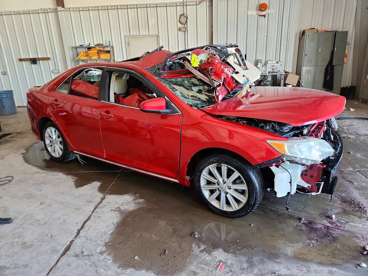 2013 Toyota Camry Xle Red vin: 4T4BF1FK4DR334229
