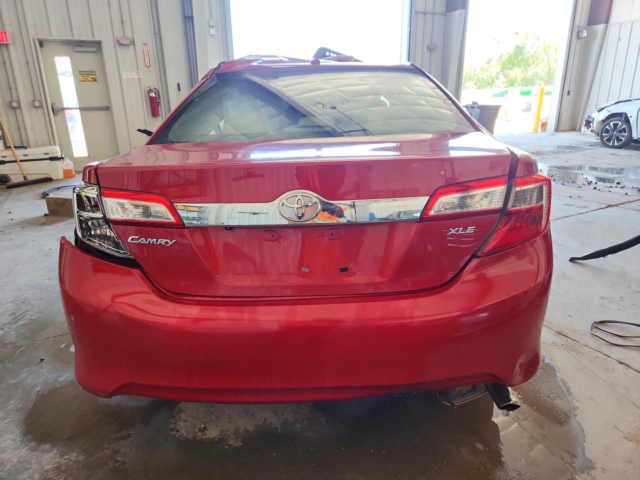 2013 Toyota Camry Xle Red vin: 4T4BF1FK4DR334229