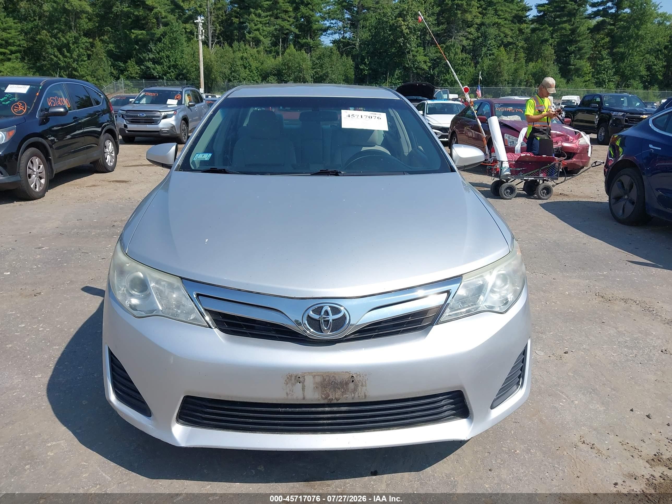 2013 Toyota Camry Le Silver vin: 4T4BF1FK4DR335252