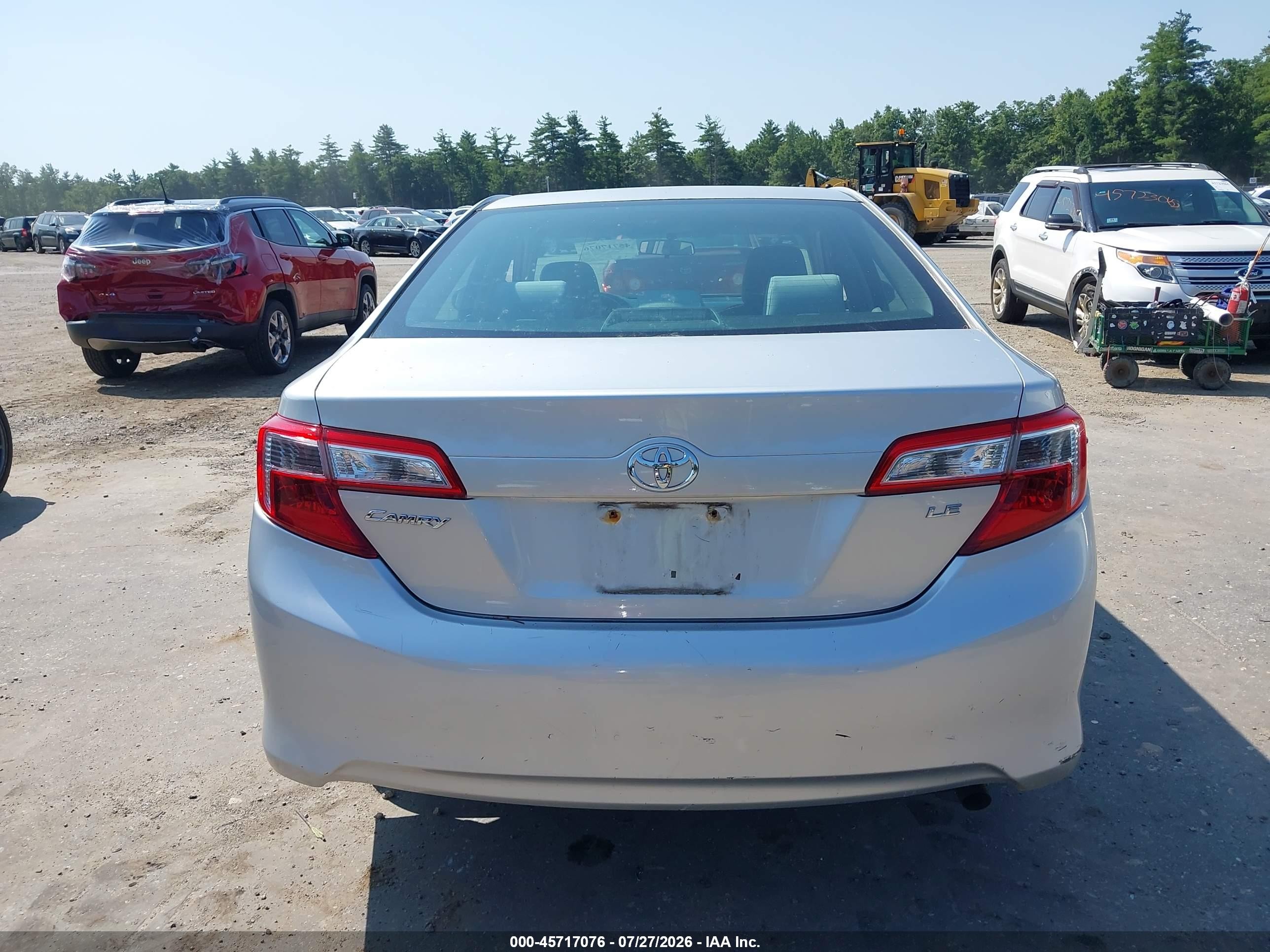 2013 Toyota Camry Le Silver vin: 4T4BF1FK4DR335252