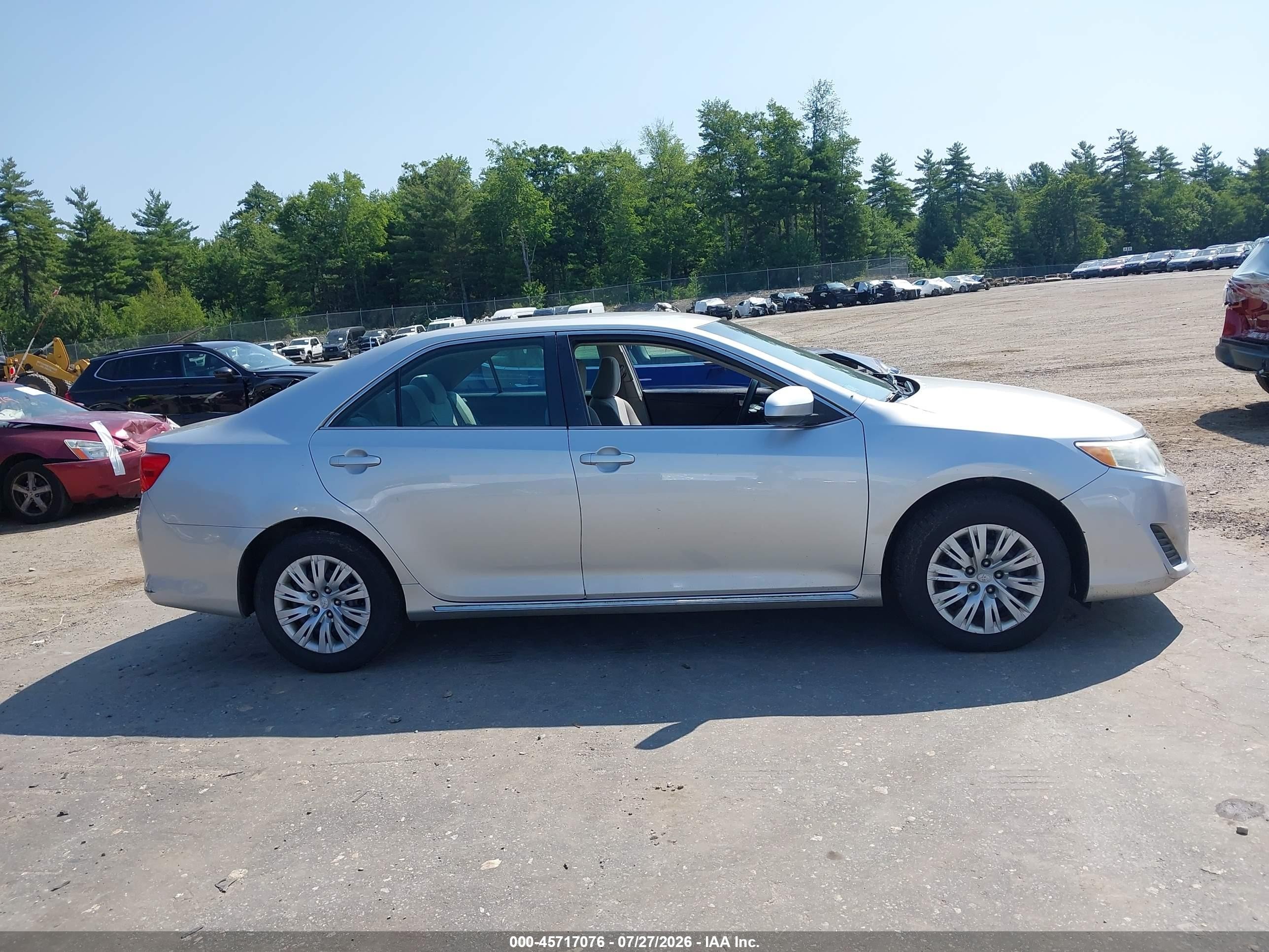 2013 Toyota Camry Le Silver vin: 4T4BF1FK4DR335252