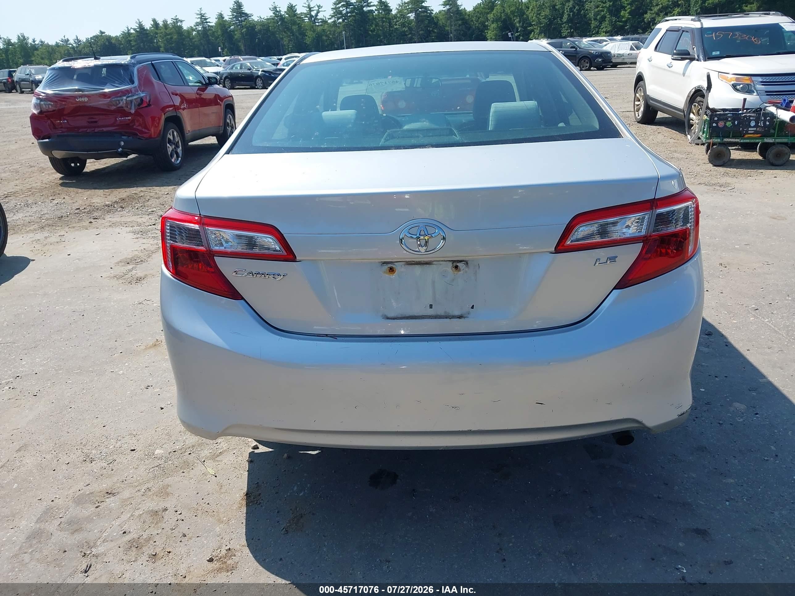 2013 Toyota Camry Le Silver vin: 4T4BF1FK4DR335252