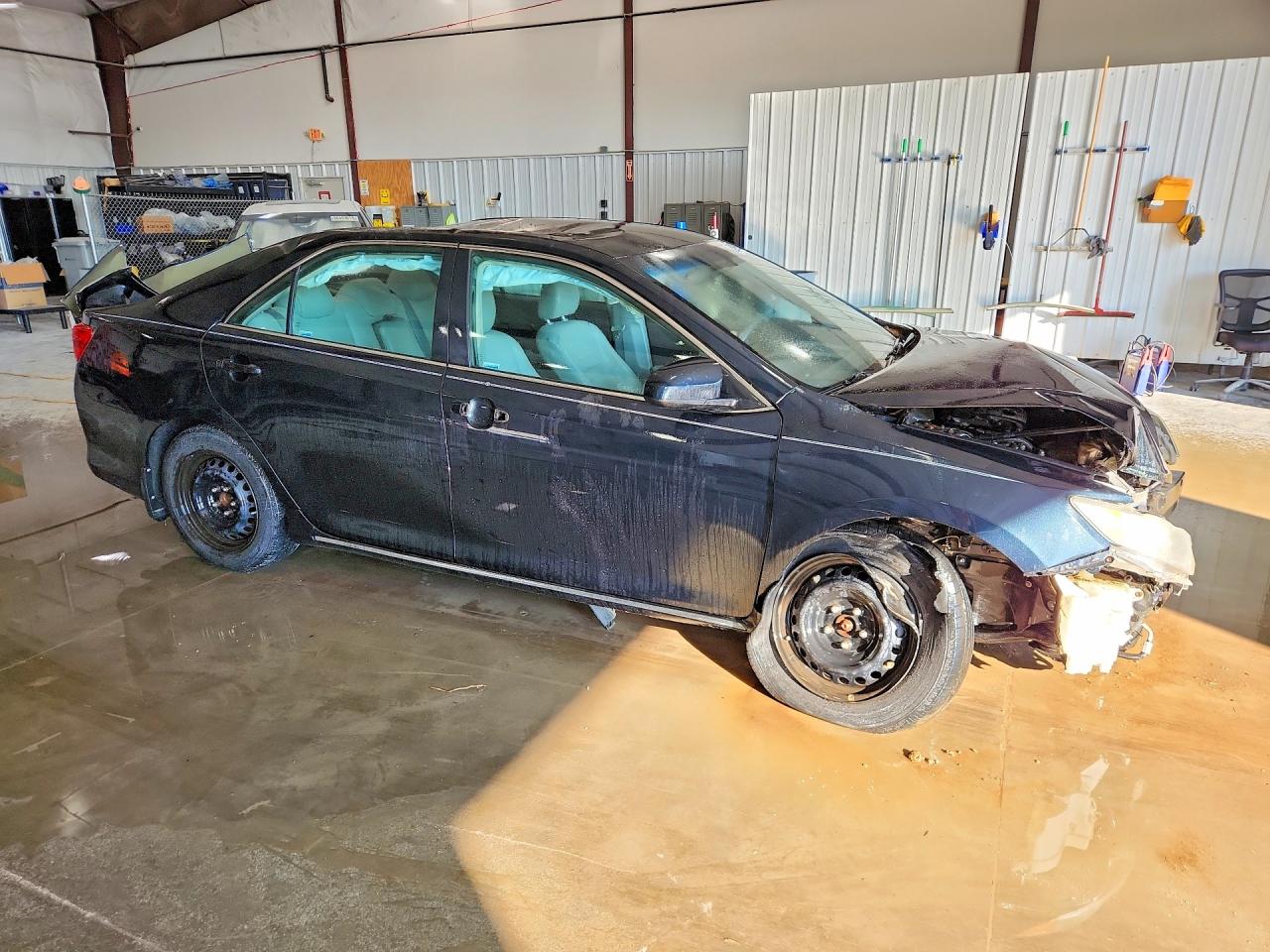 2013 Toyota Camry Le Blue vin: 4T4BF1FK4DR336207