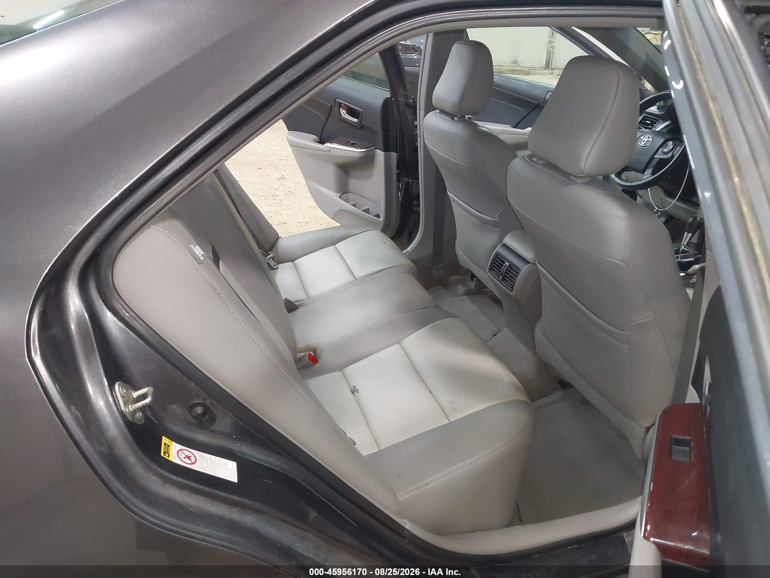 2014 Toyota Camry Xle Gray vin: 4T4BF1FK4ER338461