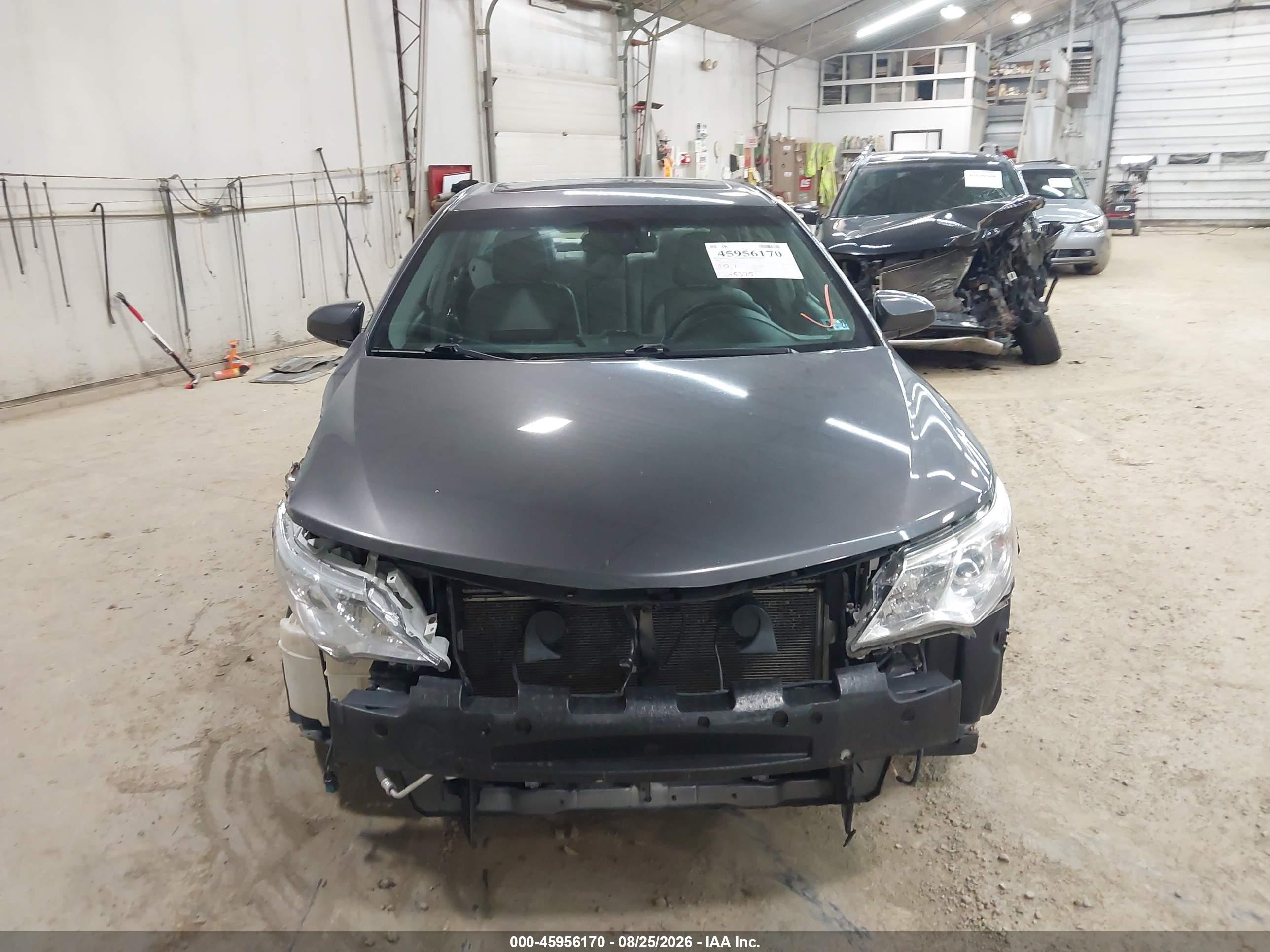 2014 Toyota Camry Xle Gray vin: 4T4BF1FK4ER338461