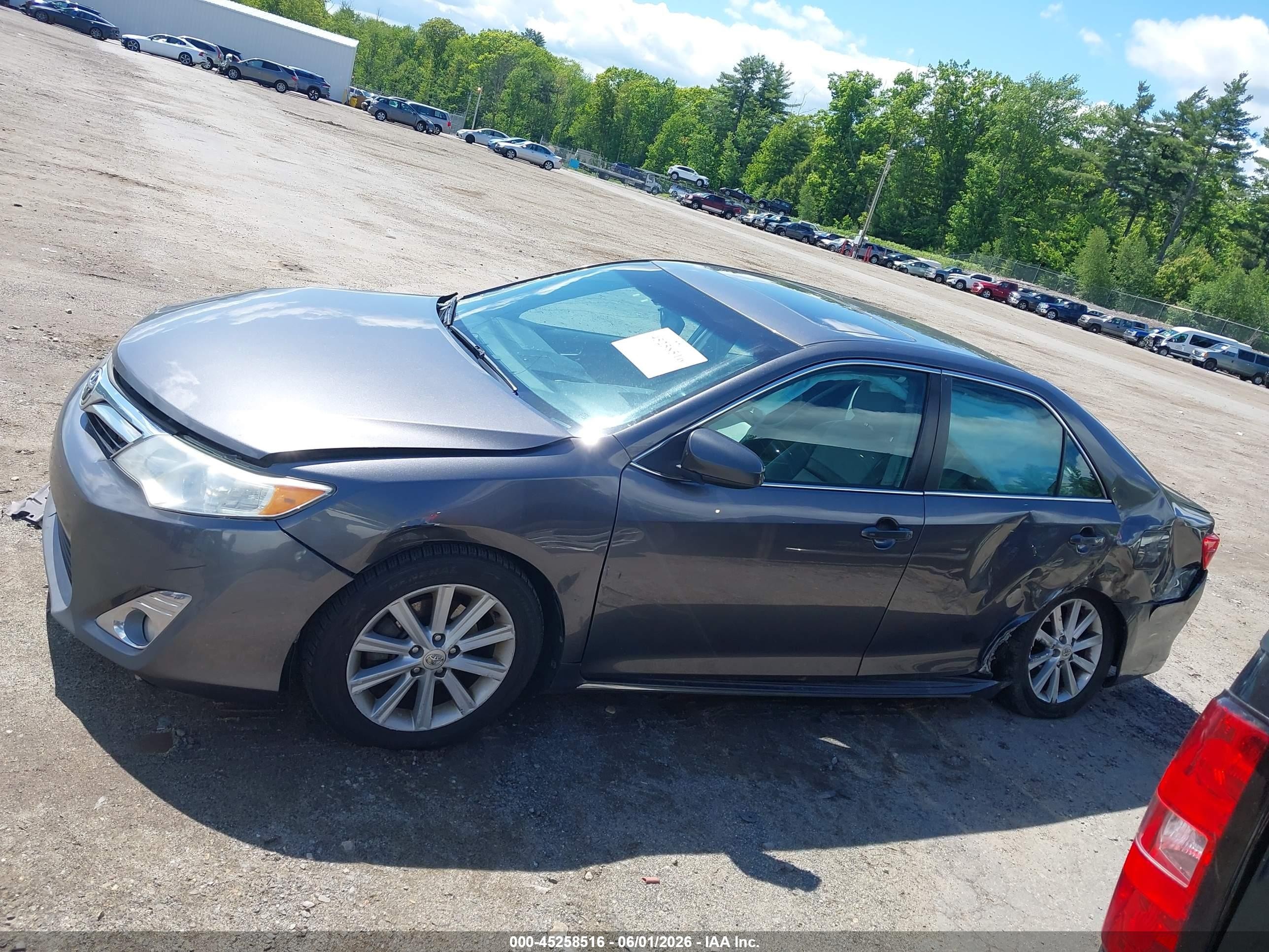 2014 Toyota Camry Xle Серый vin: 4T4BF1FK4ER350884