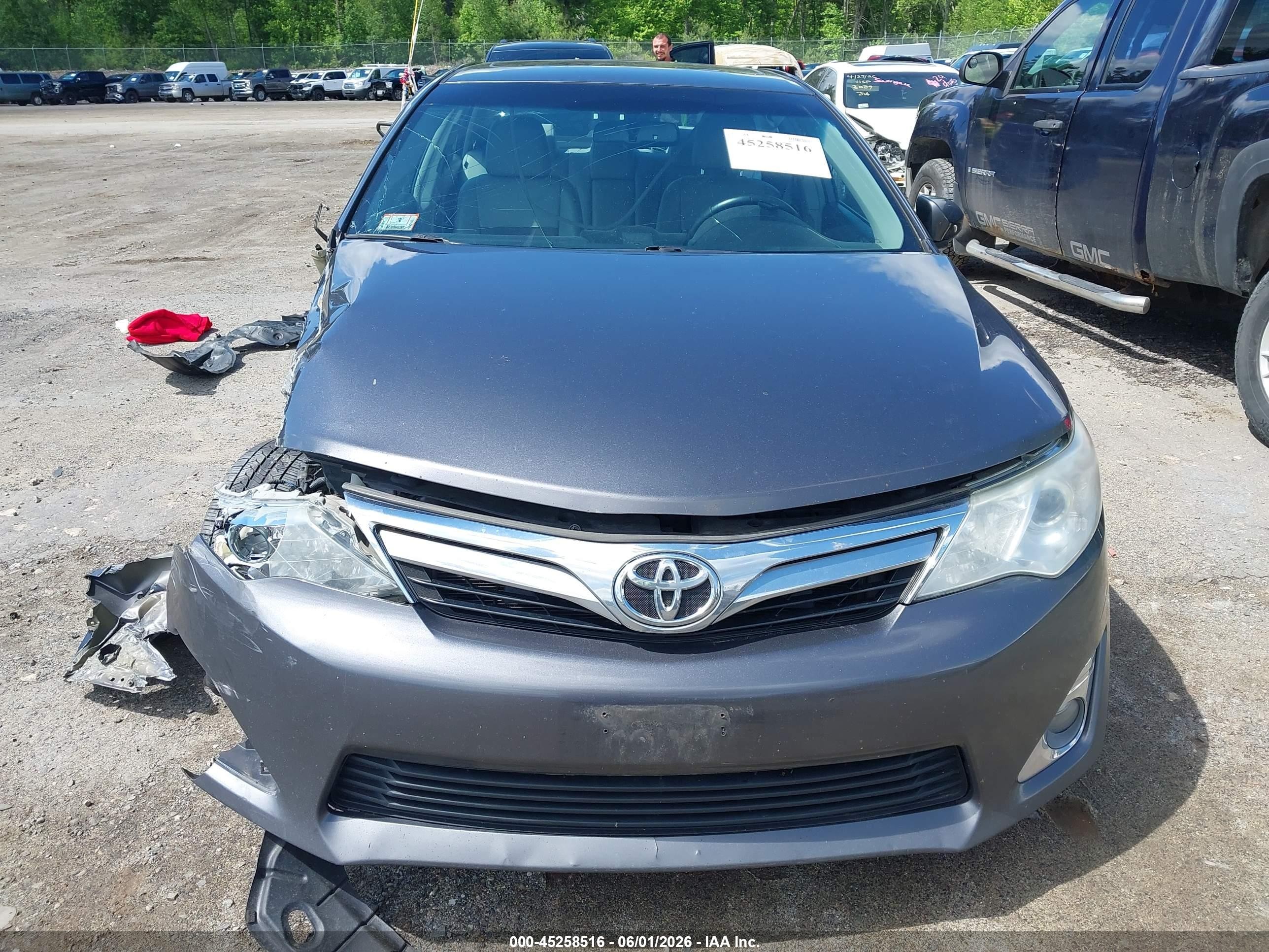 2014 Toyota Camry Xle Серый vin: 4T4BF1FK4ER350884