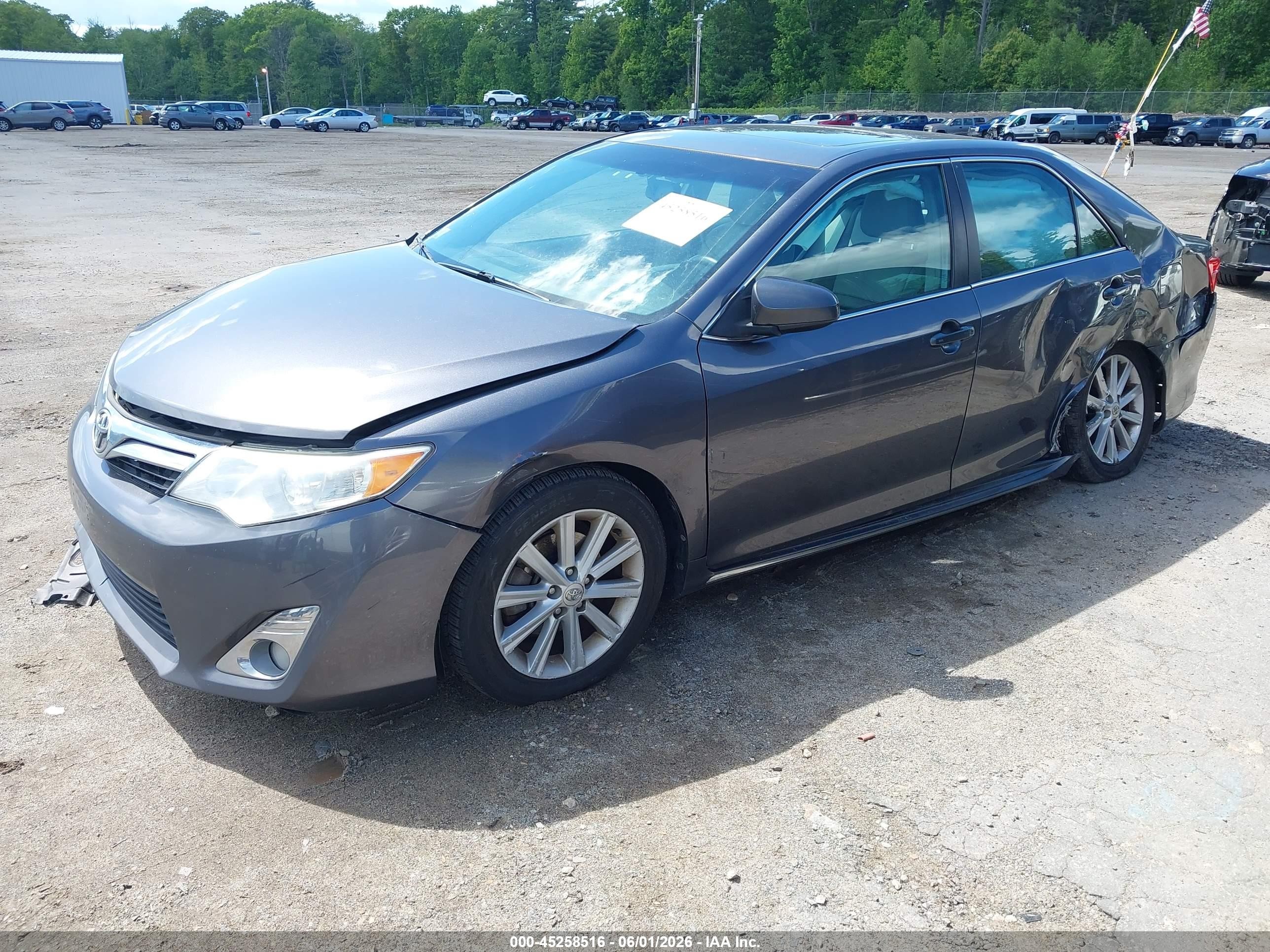 2014 Toyota Camry Xle Серый vin: 4T4BF1FK4ER350884