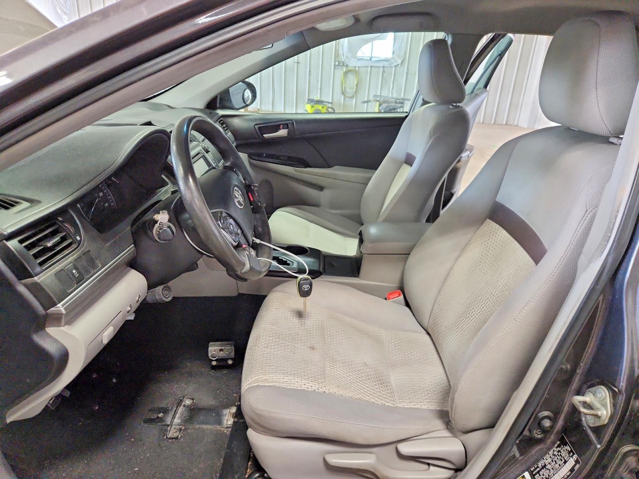 2014 Toyota Camry Le Black vin: 4T4BF1FK4ER352540