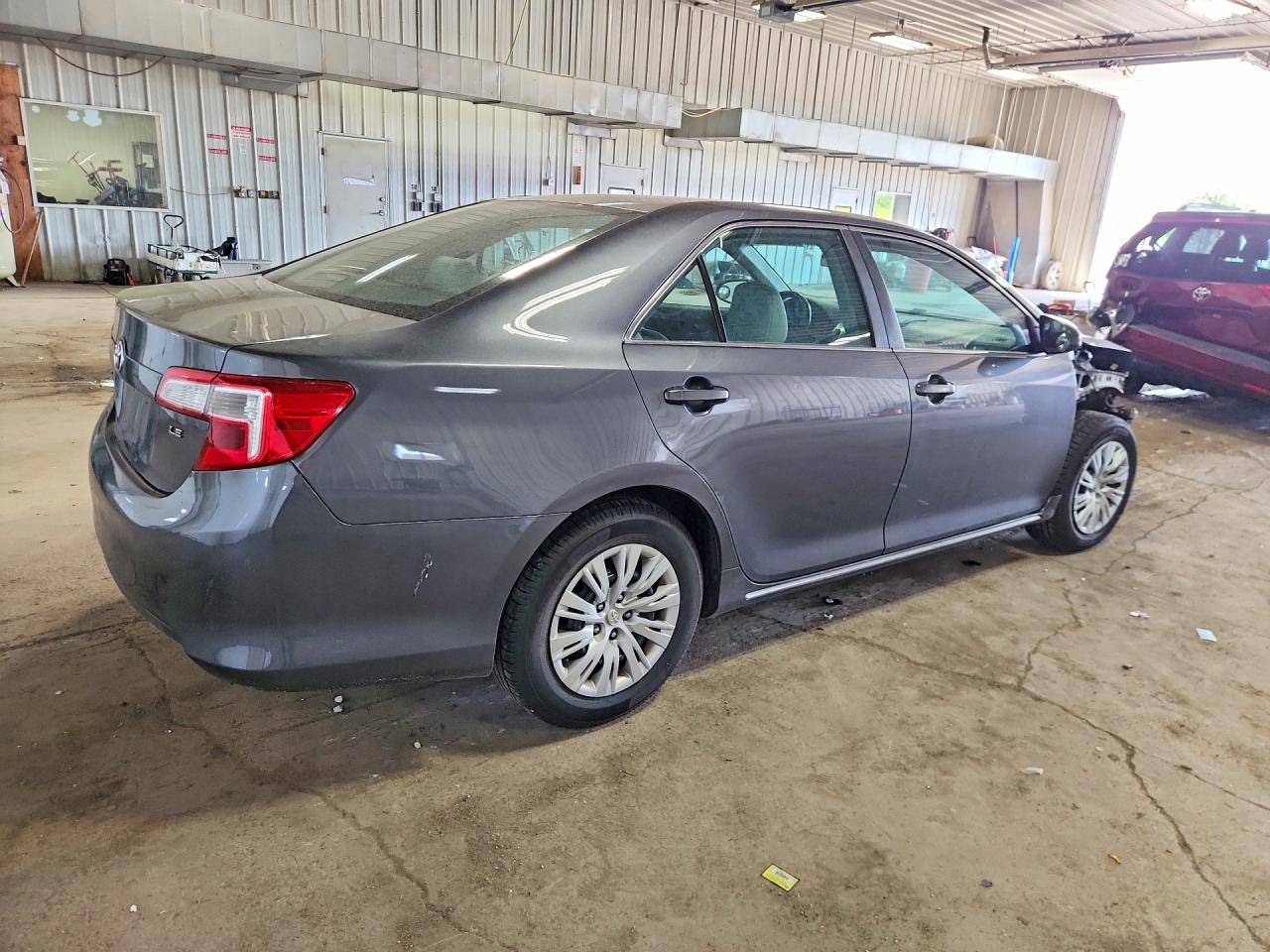 2014 Toyota Camry Le Black vin: 4T4BF1FK4ER352540