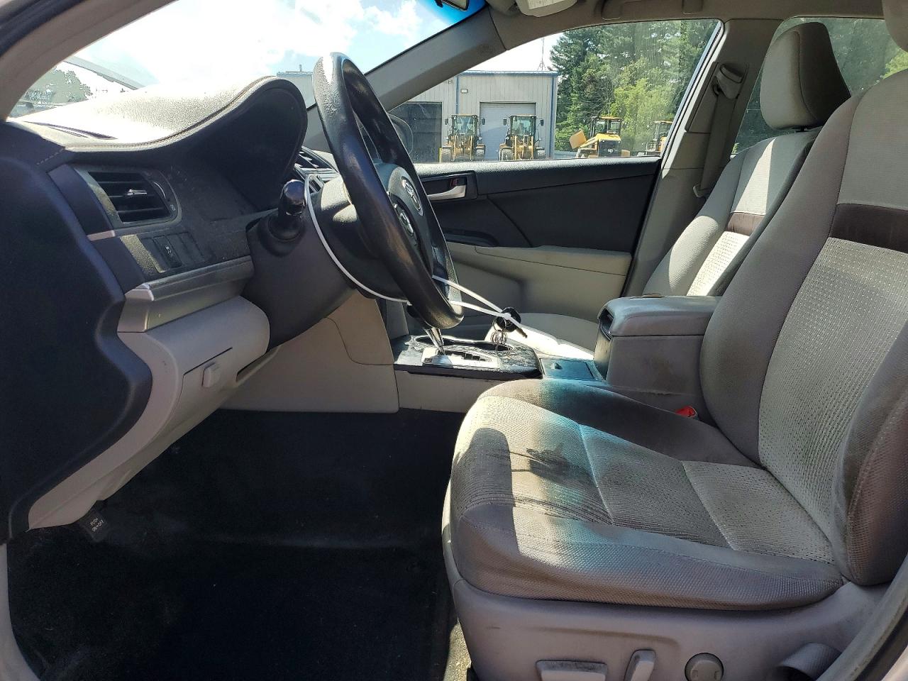 2014 Toyota Camry Le Silver vin: 4T4BF1FK4ER368303
