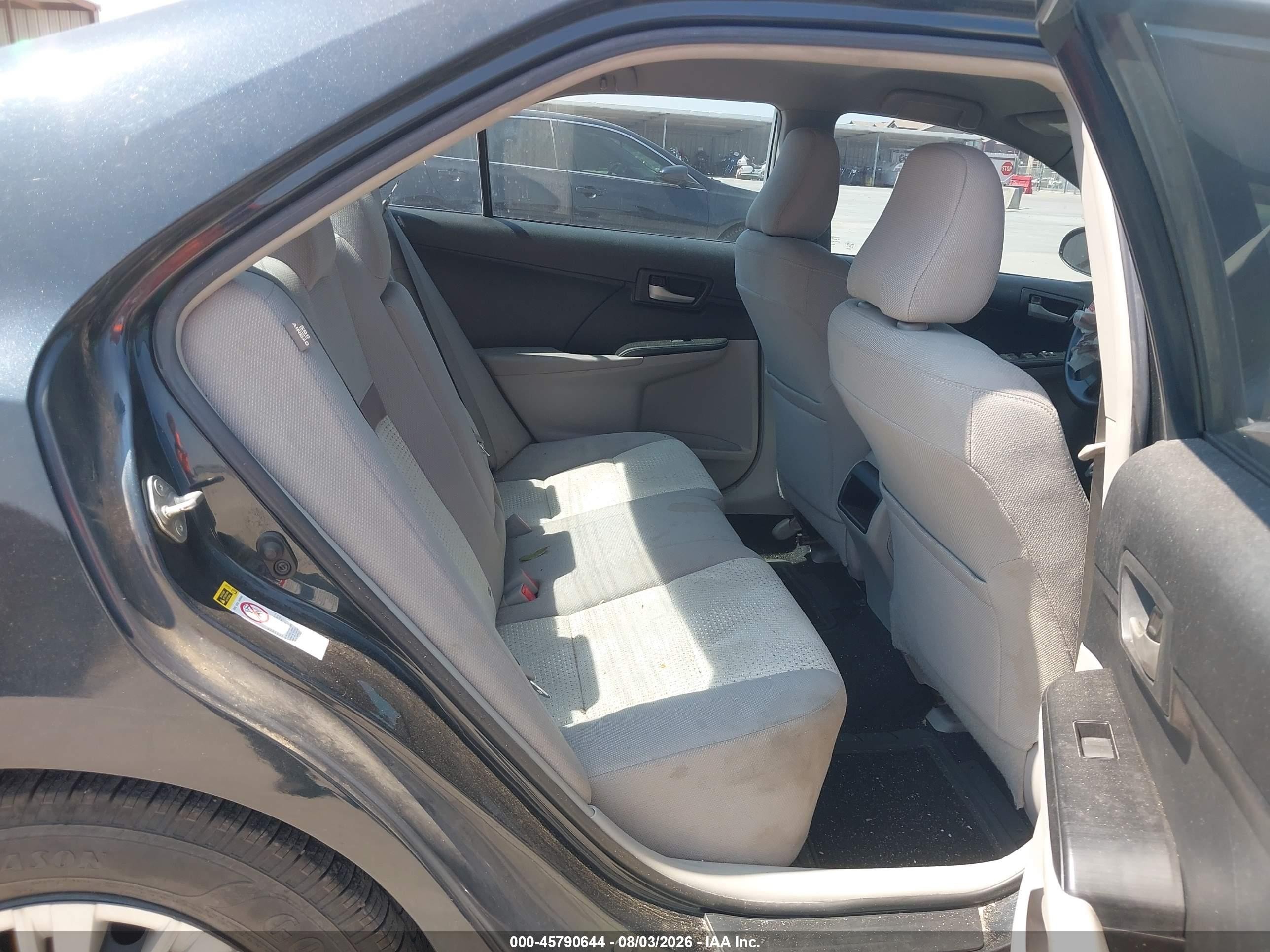 2014 Toyota Camry Le Черный vin: 4T4BF1FK4ER374716