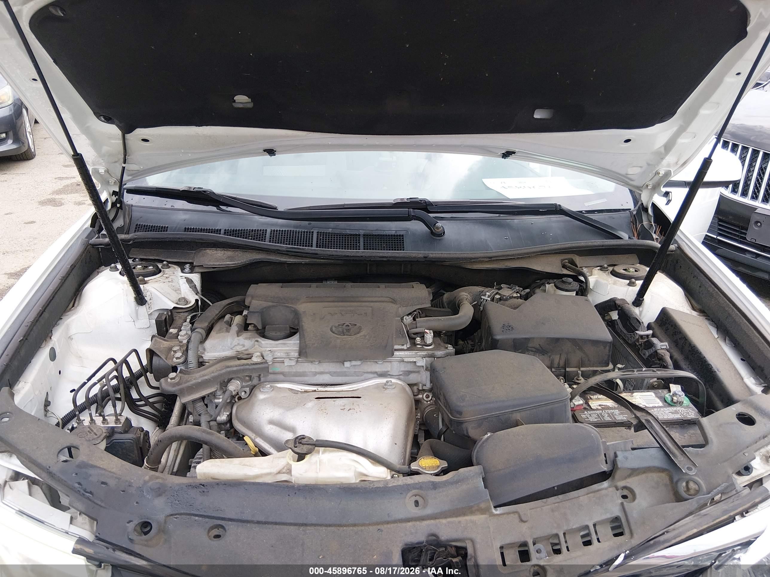 2014 Toyota Camry Le White vin: 4T4BF1FK4ER399552
